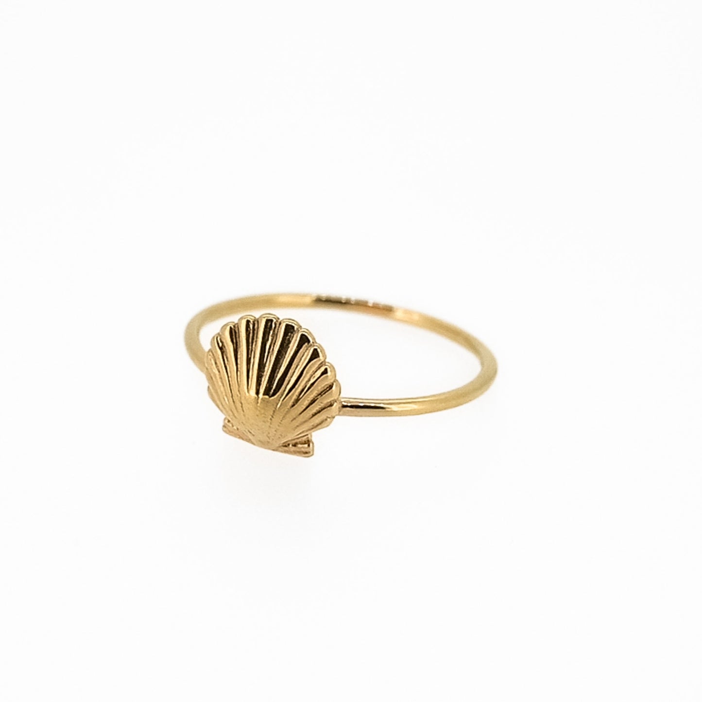 Dainty Seashell Ring