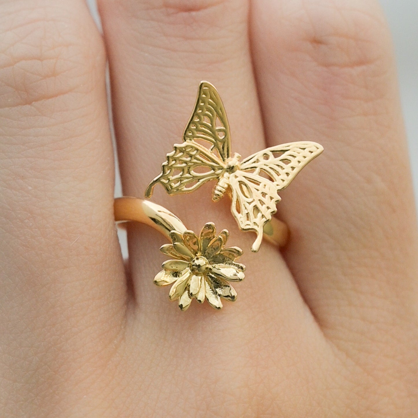 Butterfly and Daisy Flower Ring