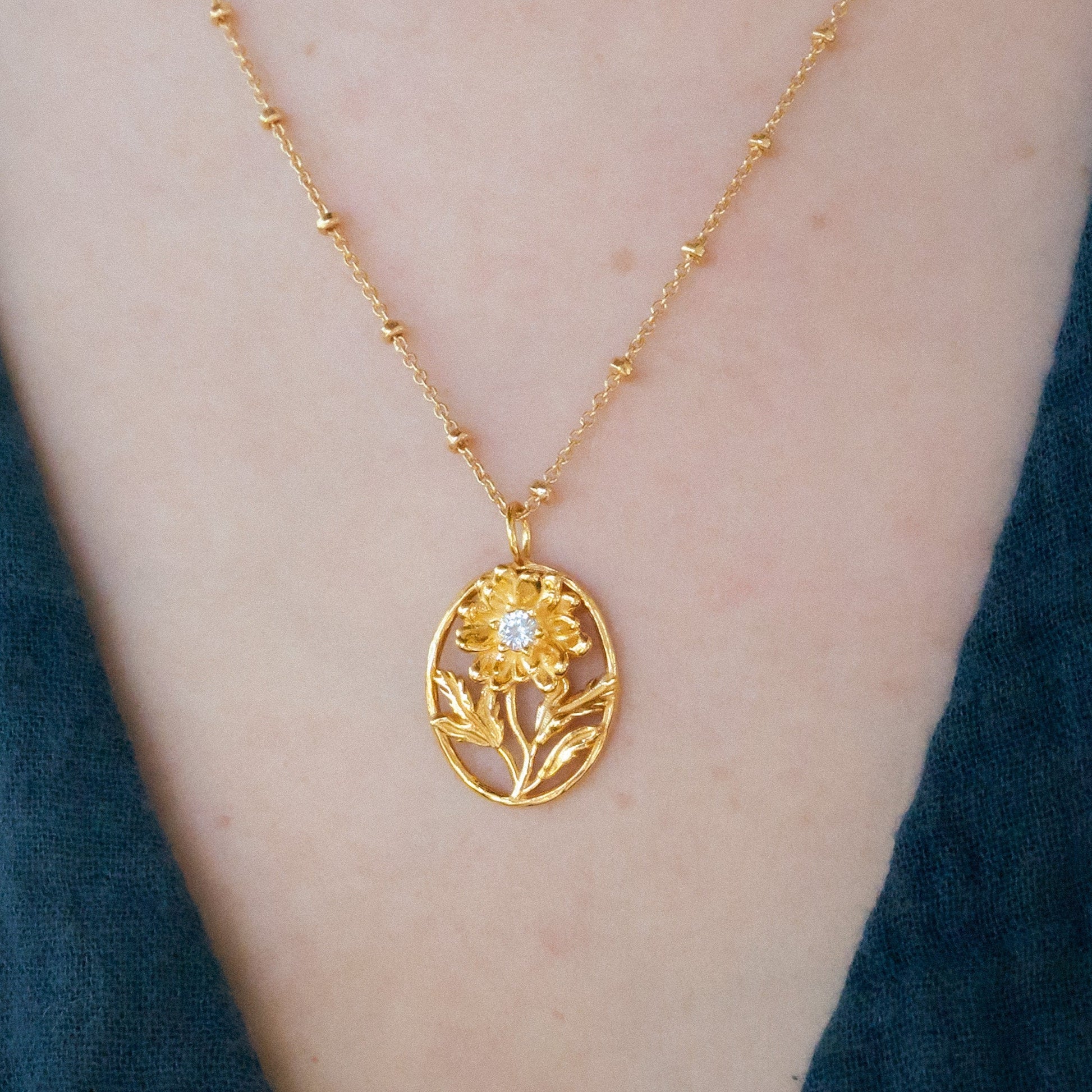 Daisy Flower Necklace