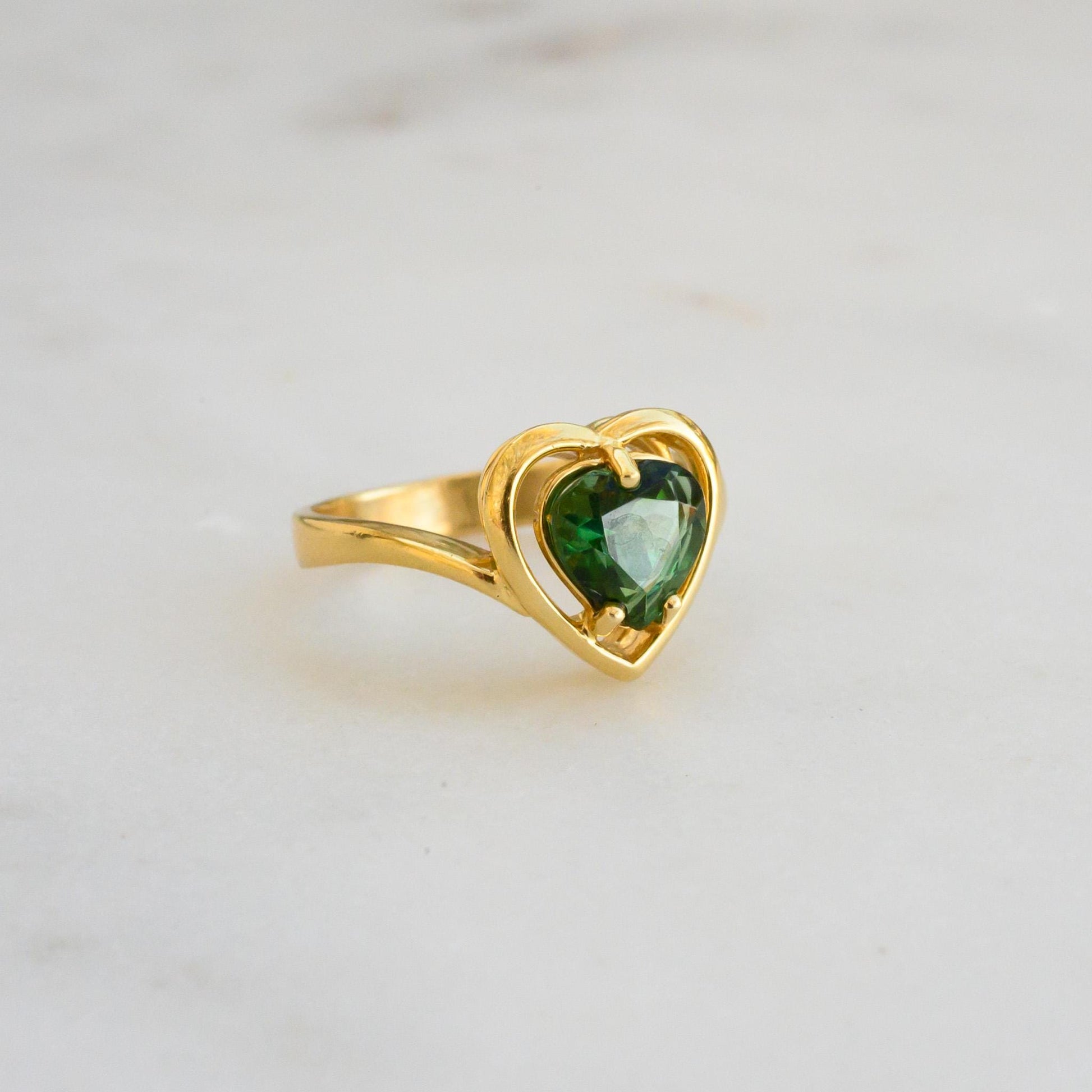 18K Solid Gold Heart Shaped Green Tourmaline Ring size 5.75, Estate Sale Jewelry Vintage Jewelry Valentines Gift