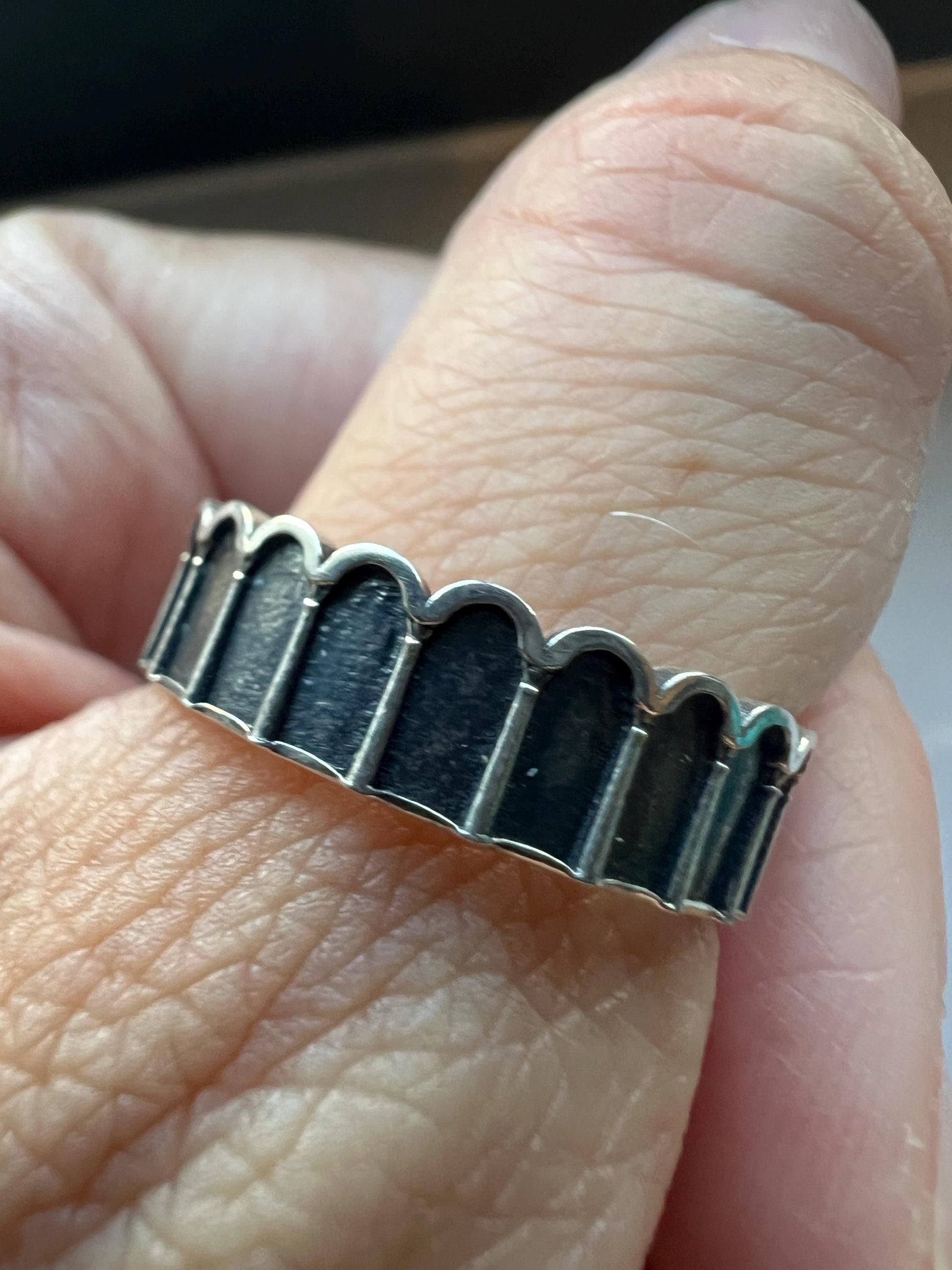 Antiqued Silver Men’s Ring – Architectural Column Design – Size 9.75 – 3.63g – Closeout Sale