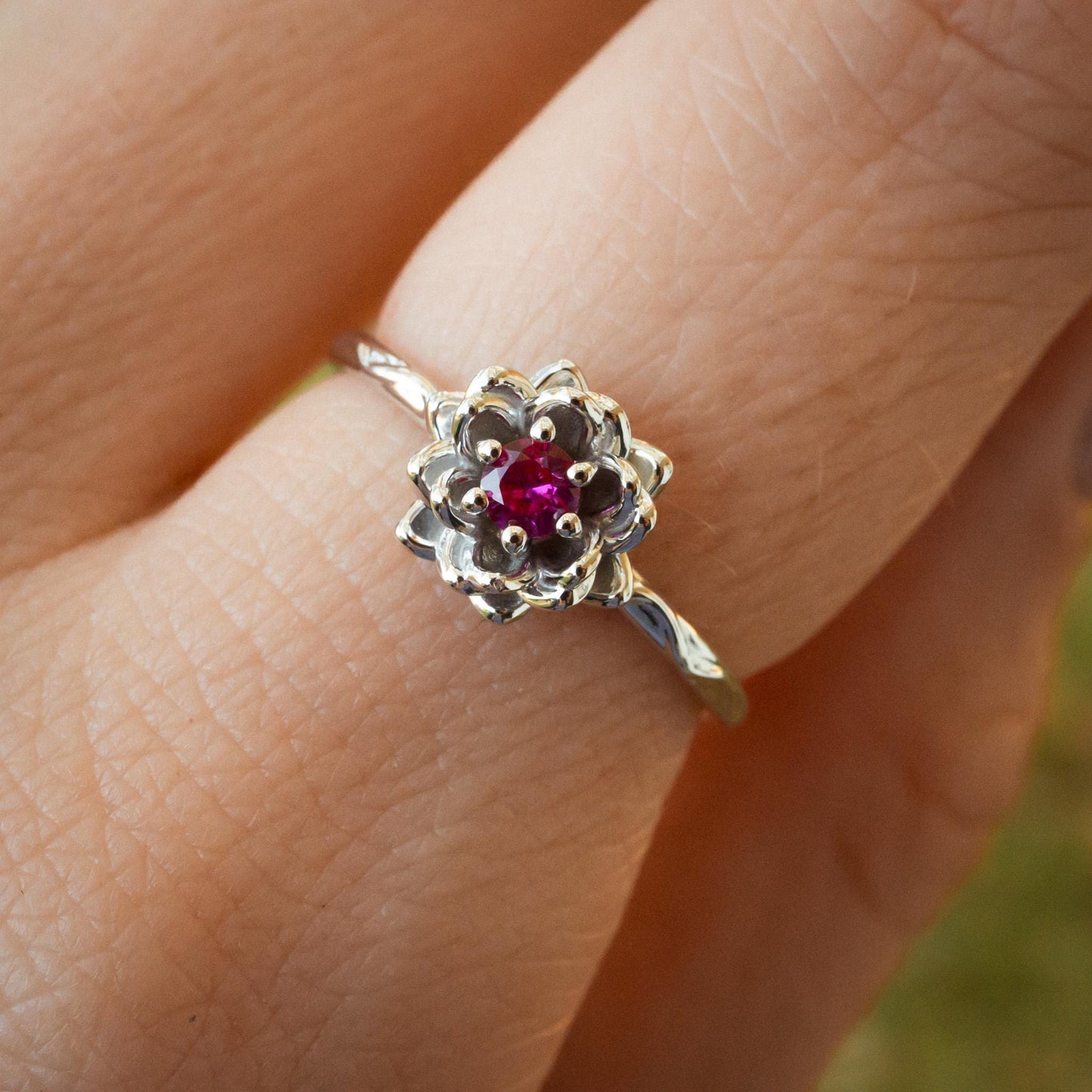 Water lily Flower Ring