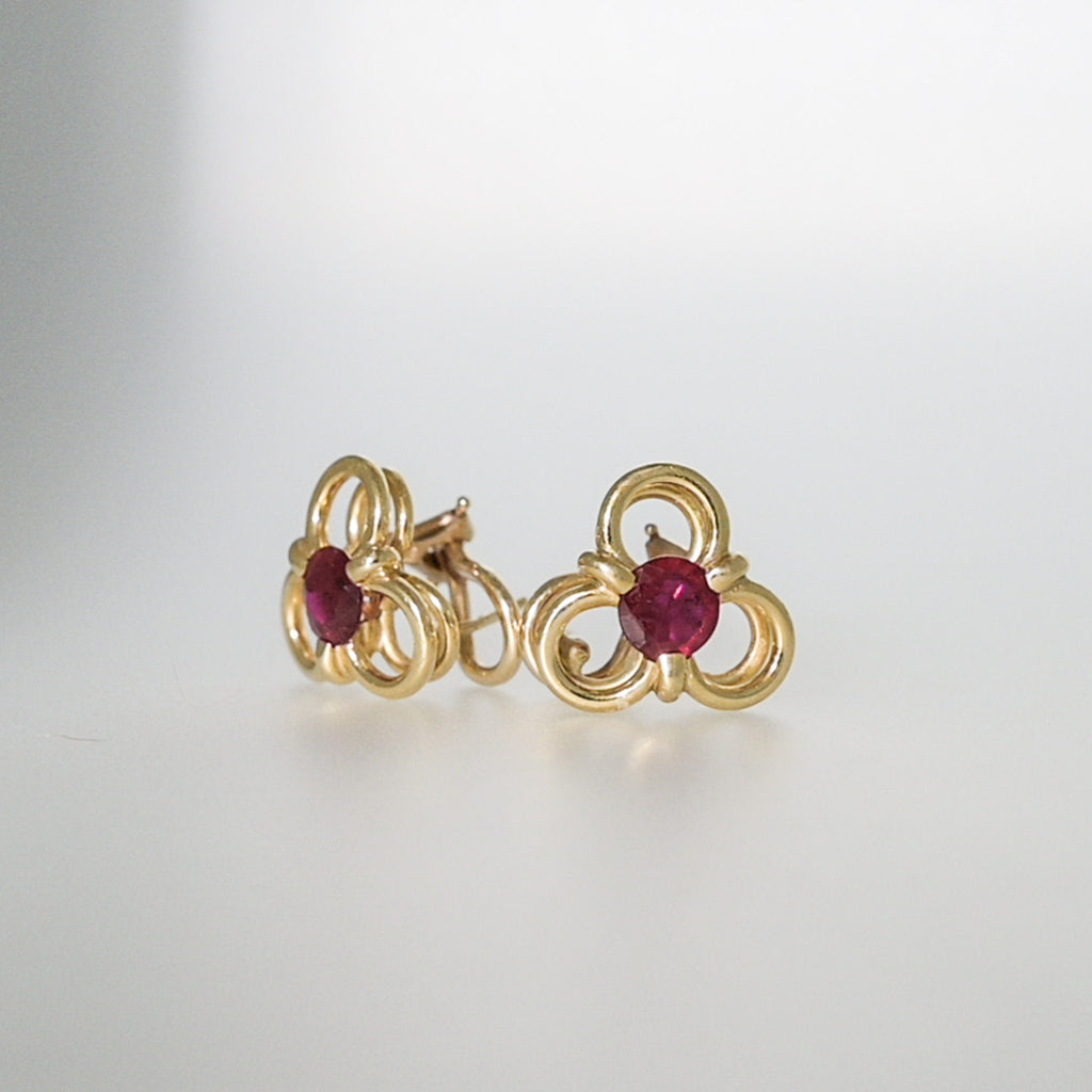 Vintage Natural Ruby Trefoil Earrings in 14K Gold