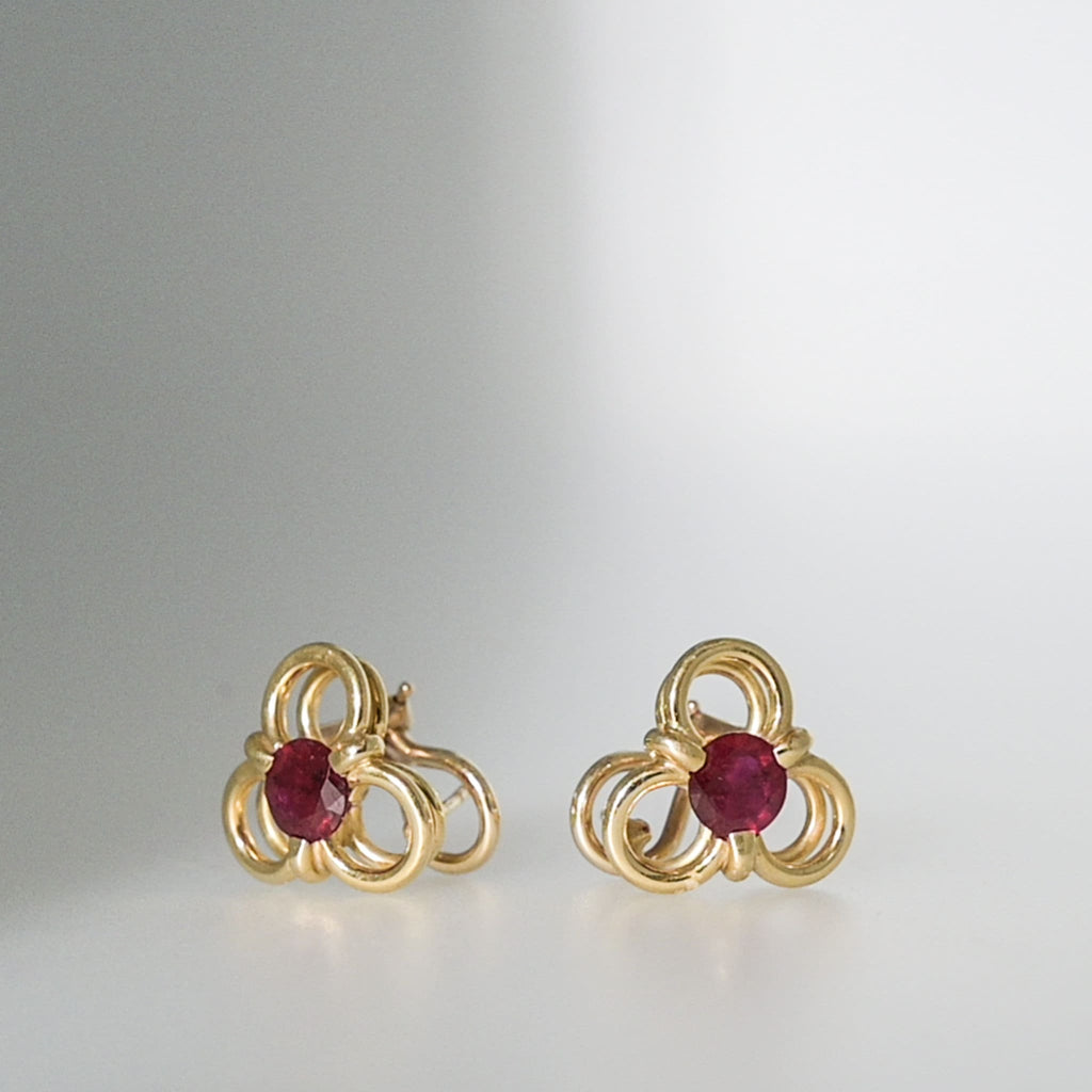Vintage Natural Ruby Trefoil Earrings in 14K Gold