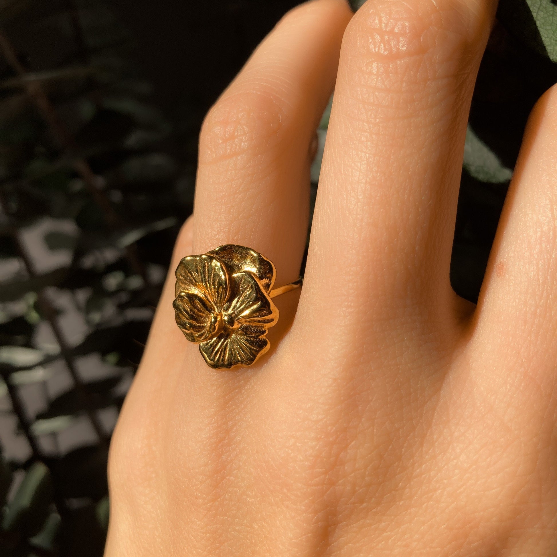 Pansy Flower Ring