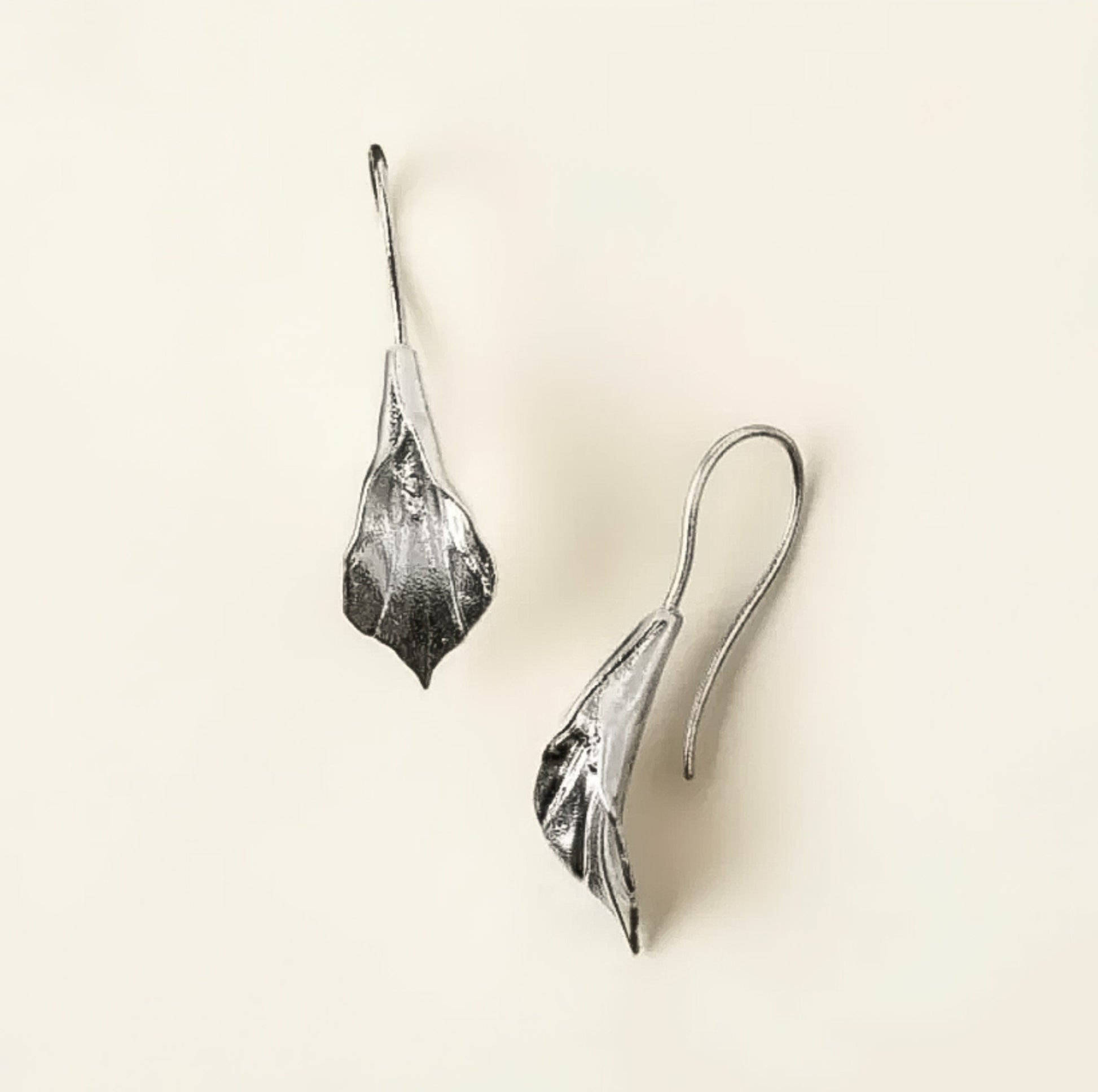 Calla Lily Earrings