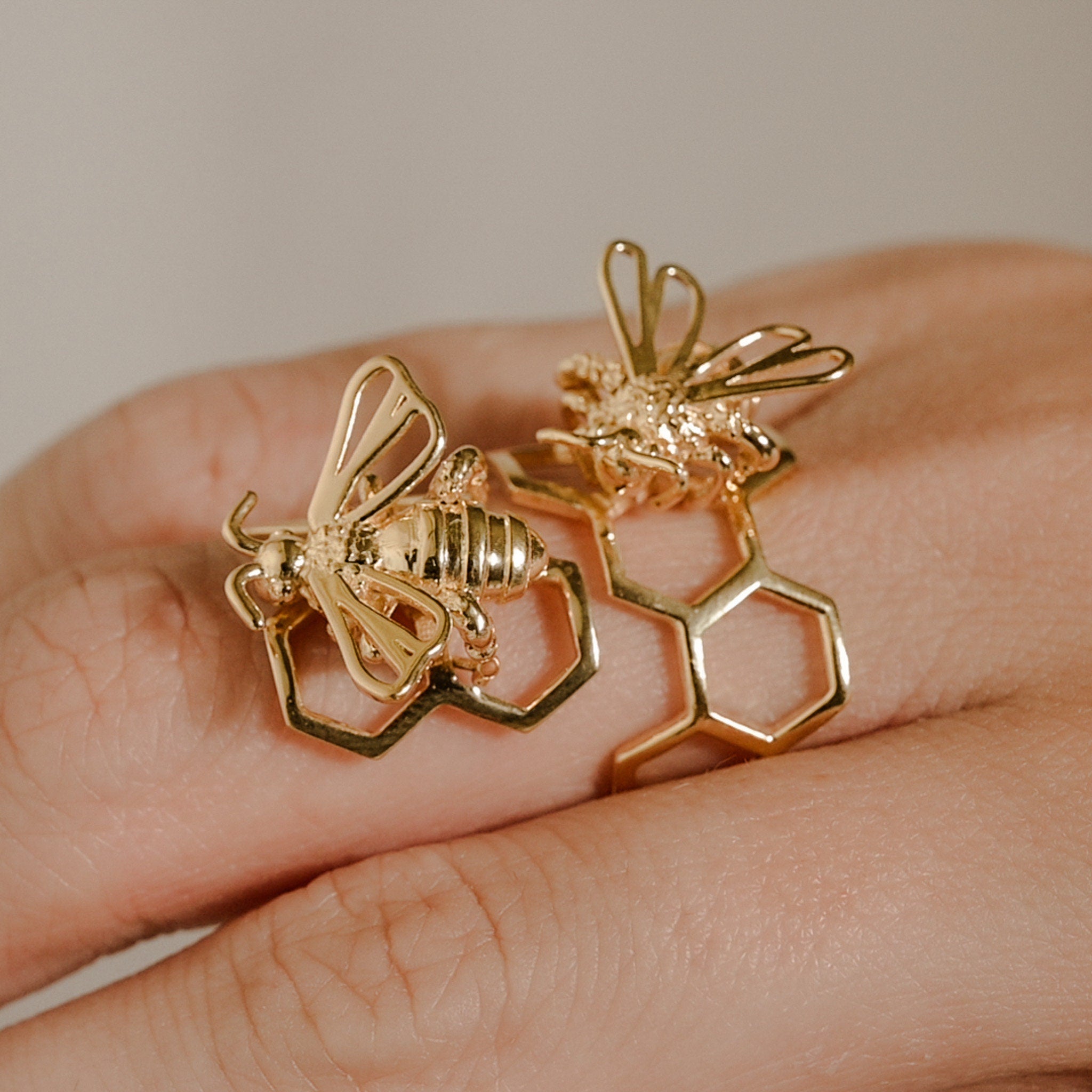Bee Ring