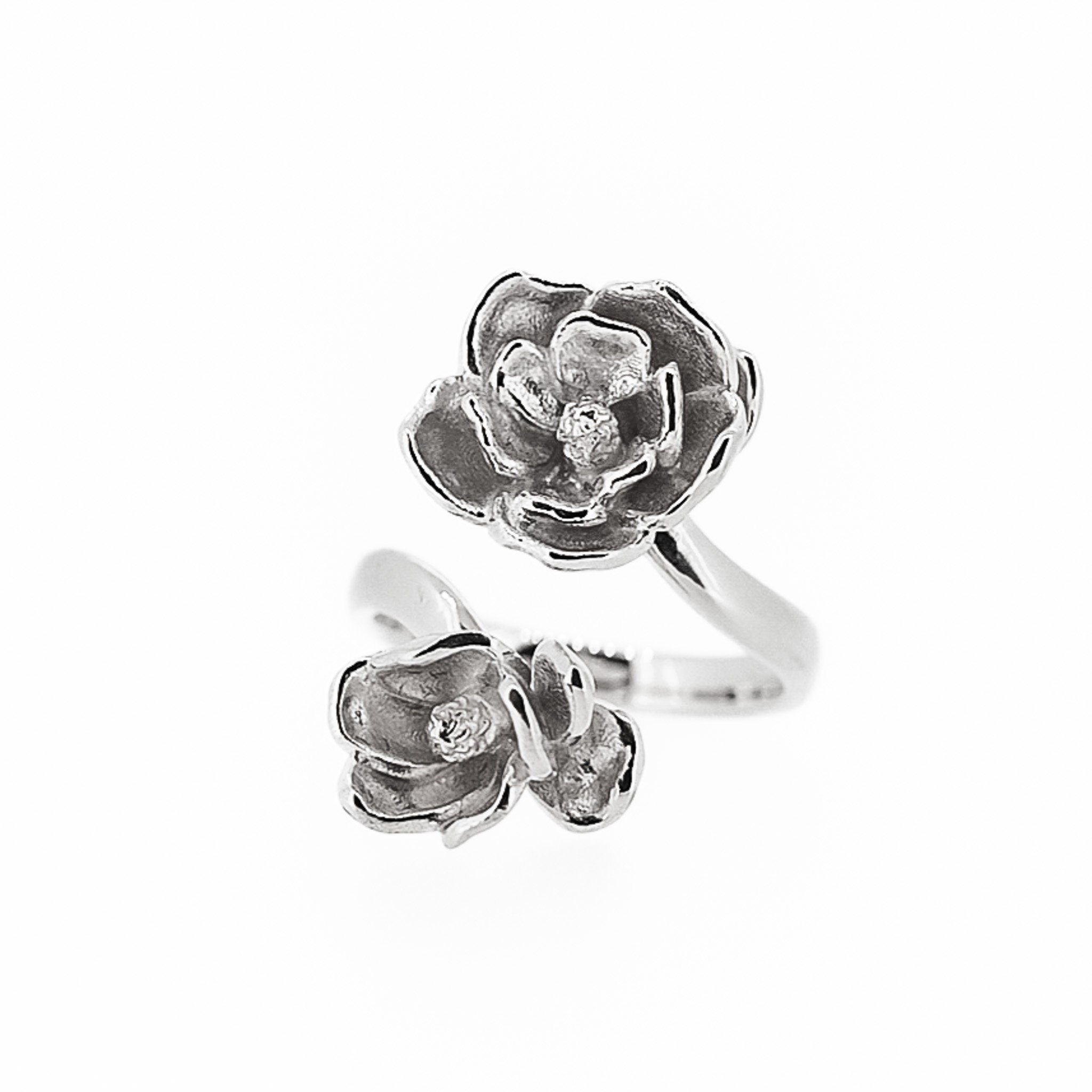 Magnolia Ring
