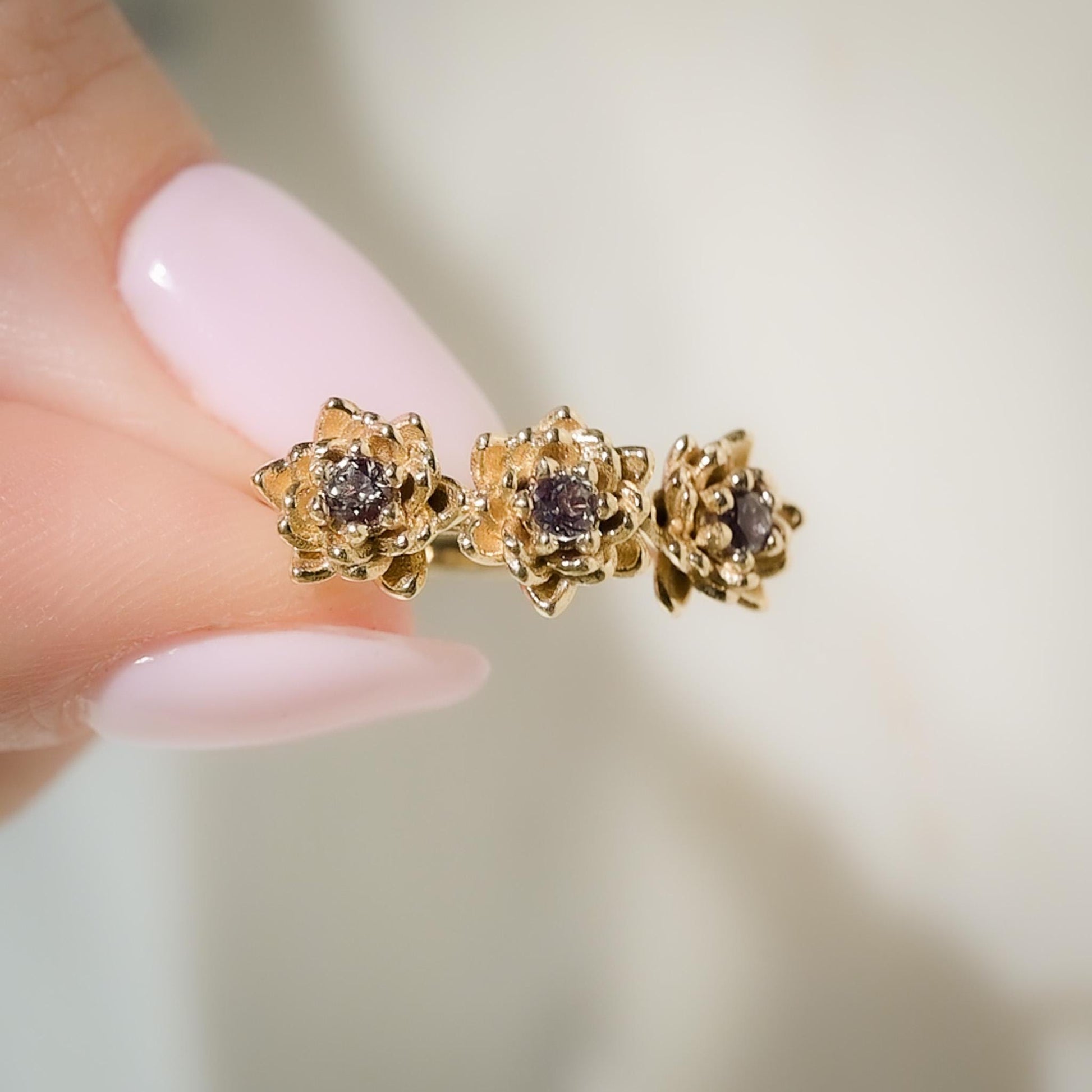 Water Lily or Lotus Flower three-stone Alexandrite Ring in Solid 14k Gold Size 6.25