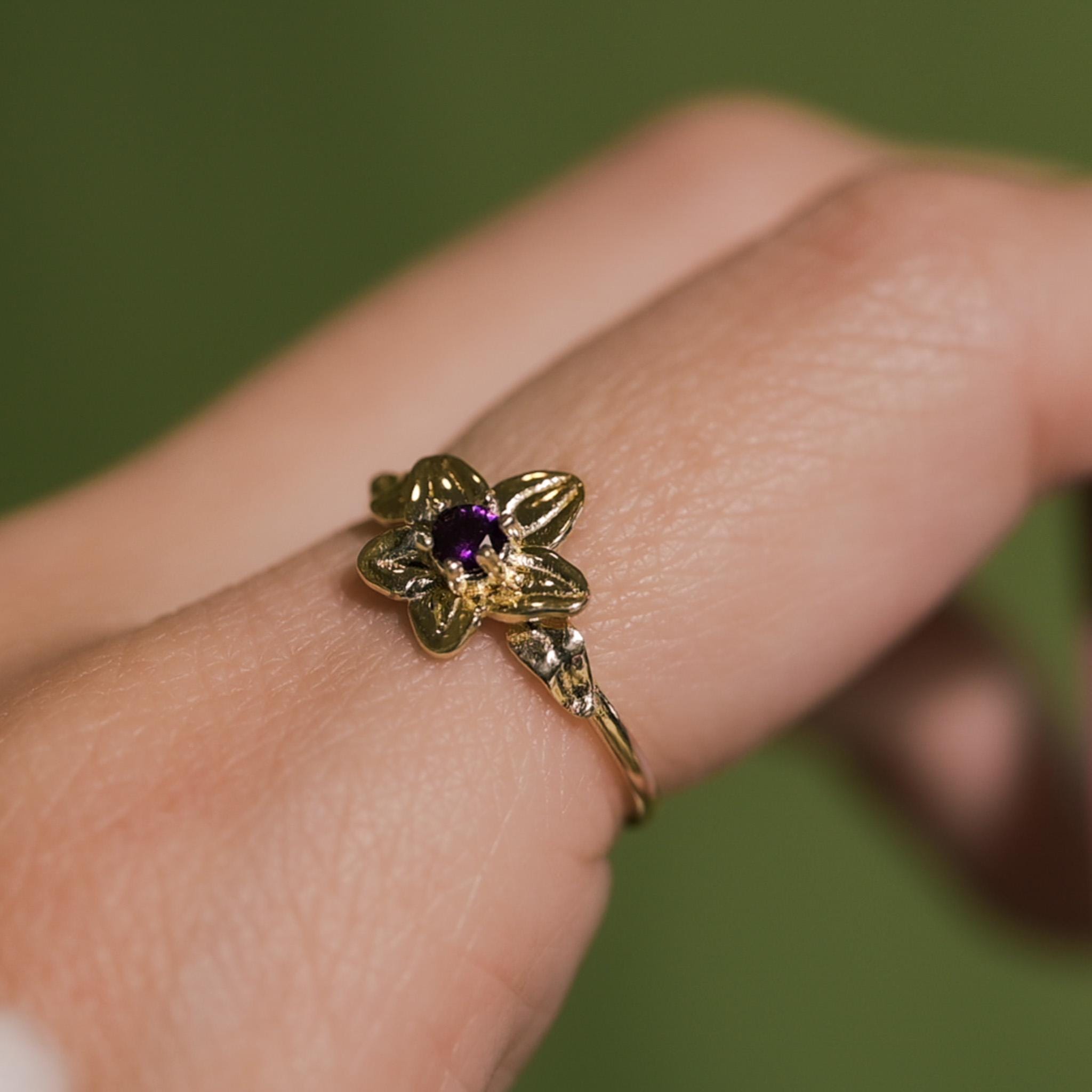 Violet Flower Ring
