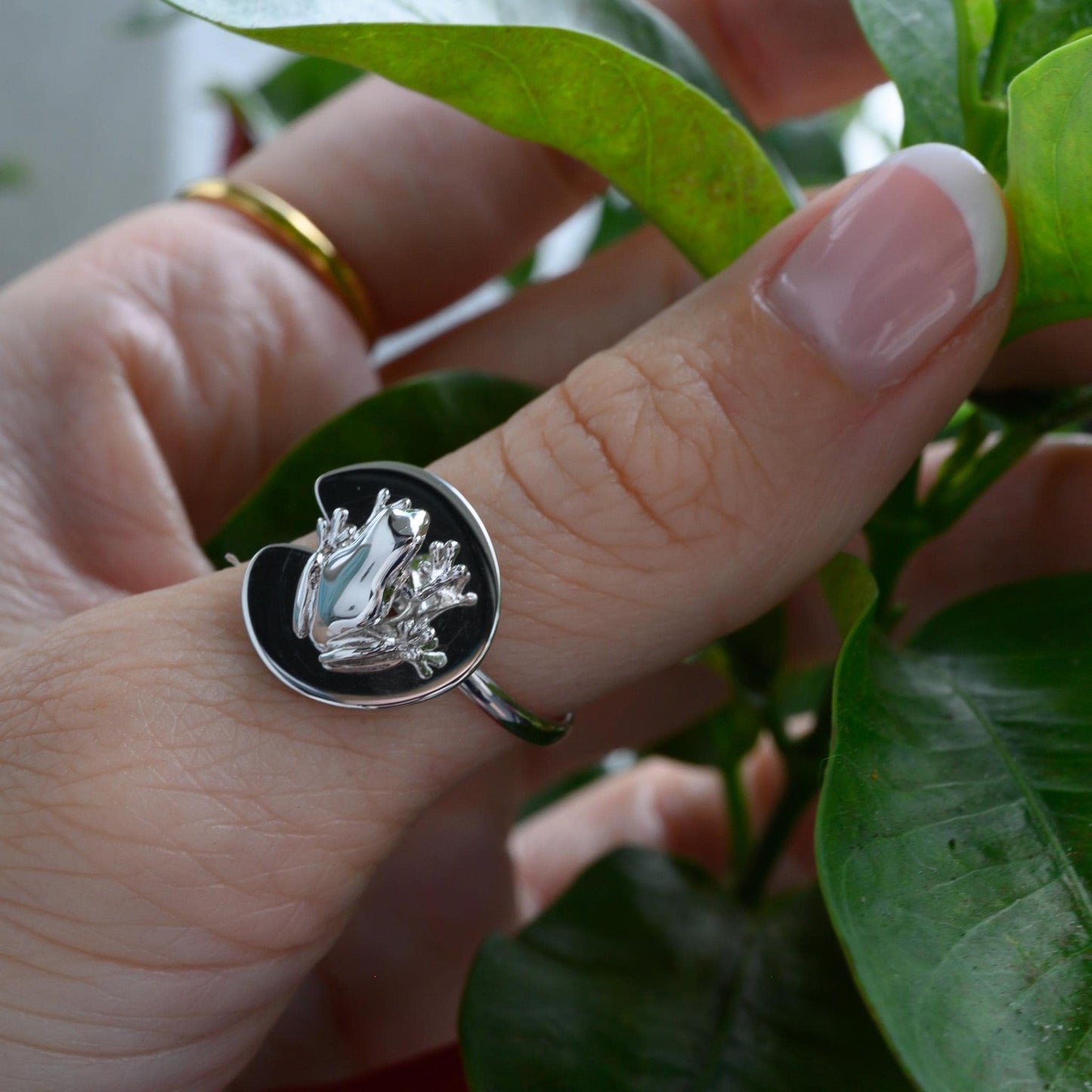 Frog and Lily Pad Fidget Ring