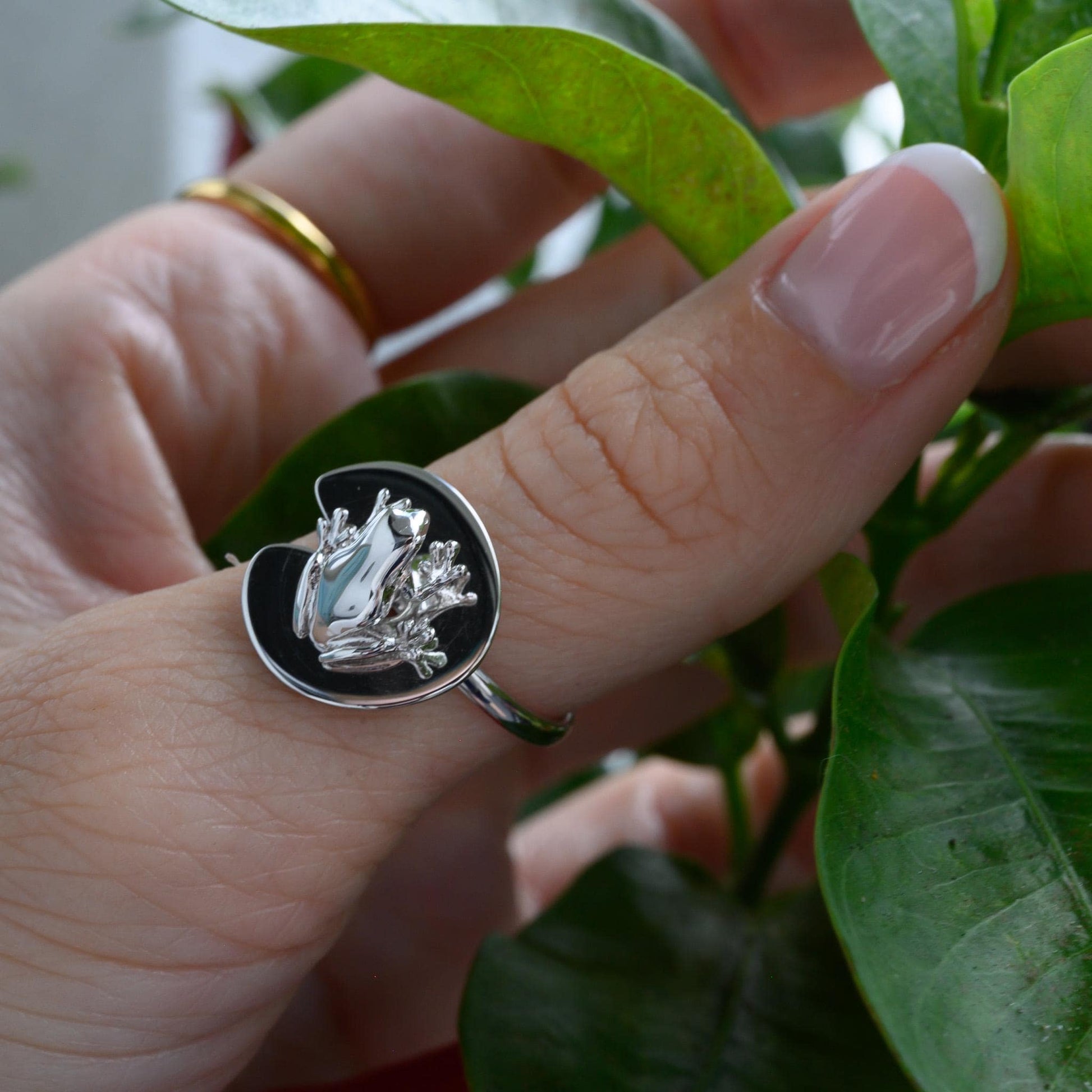 Frog and Lily Pad Fidget Ring