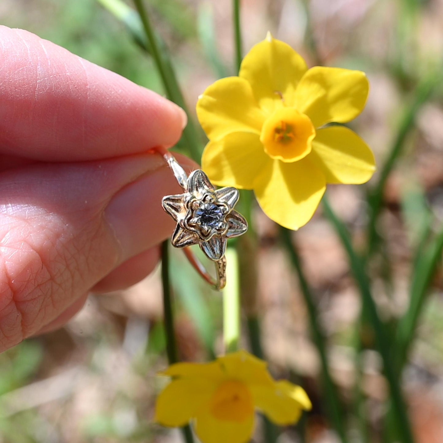 Solid Gold Daffodil Flower Ring with 3mm AA Aquamarine