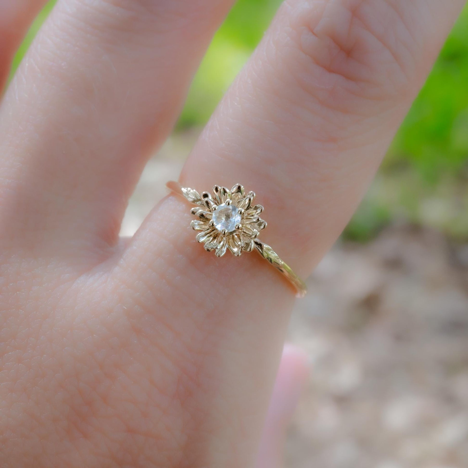 14k Gold Daisy Flower Ring with White Sapphire – April Birth Month Jewelry