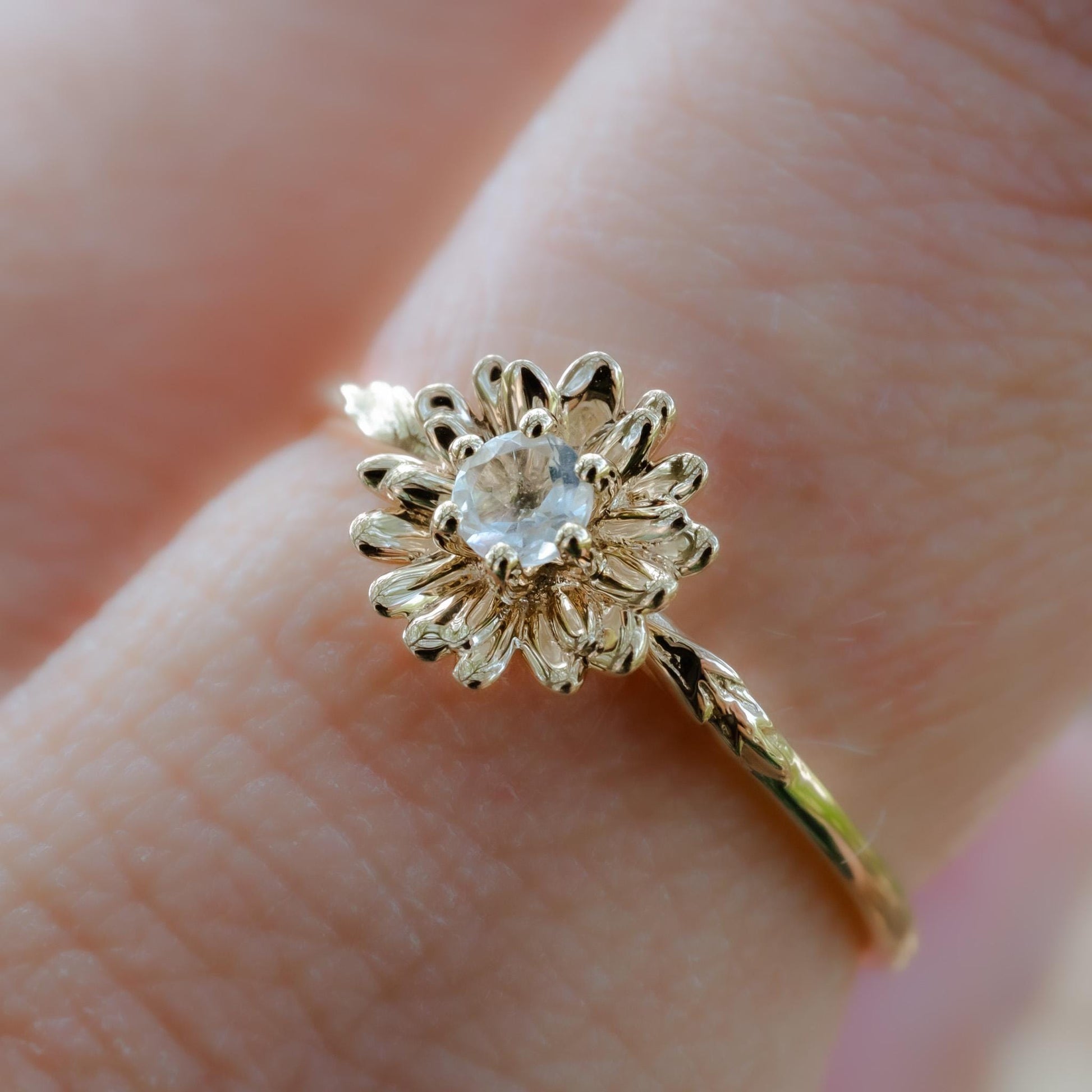 14k Gold Daisy Flower Ring with White Sapphire – April Birth Month Jewelry