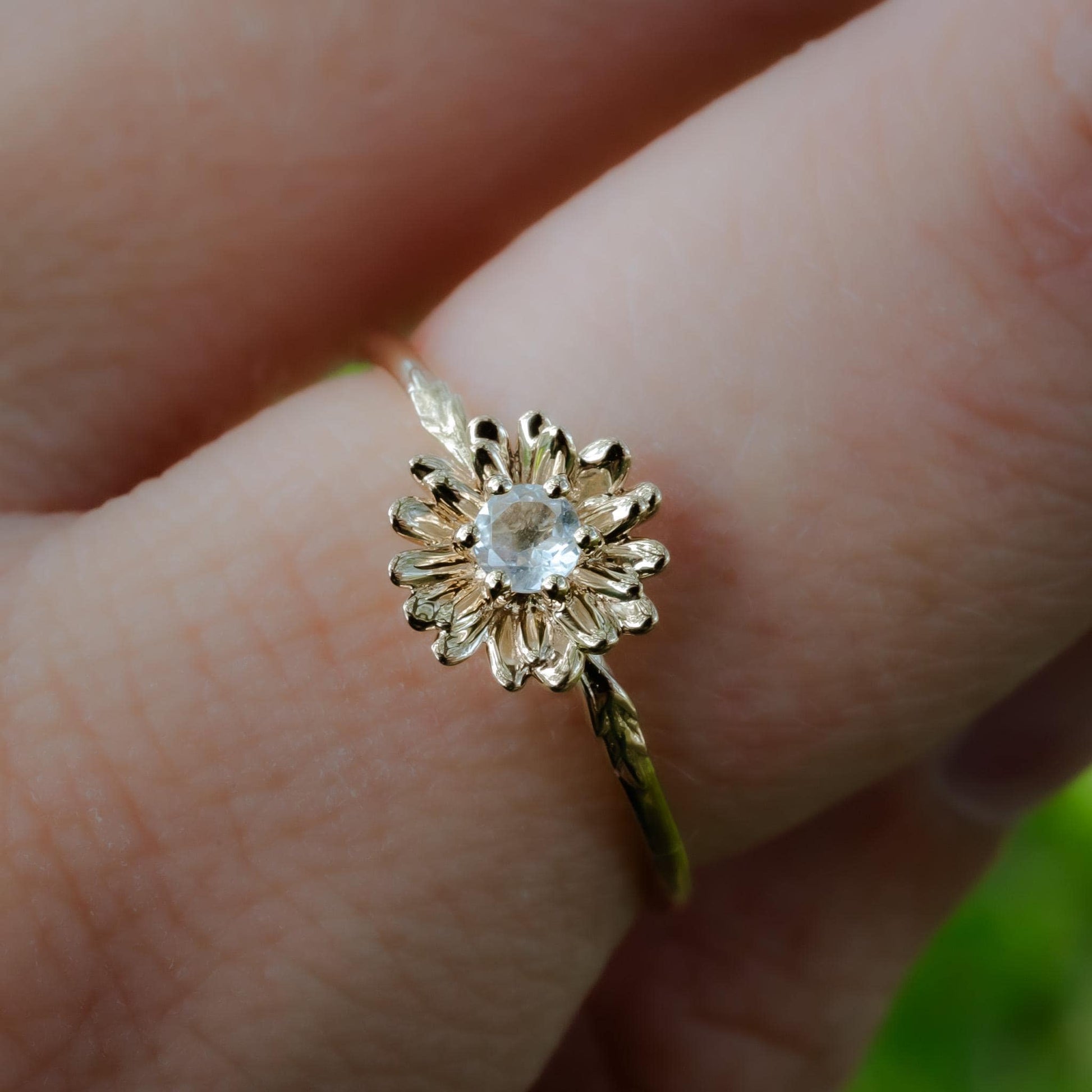 14k Gold Daisy Flower Ring with White Sapphire – April Birth Month Jewelry