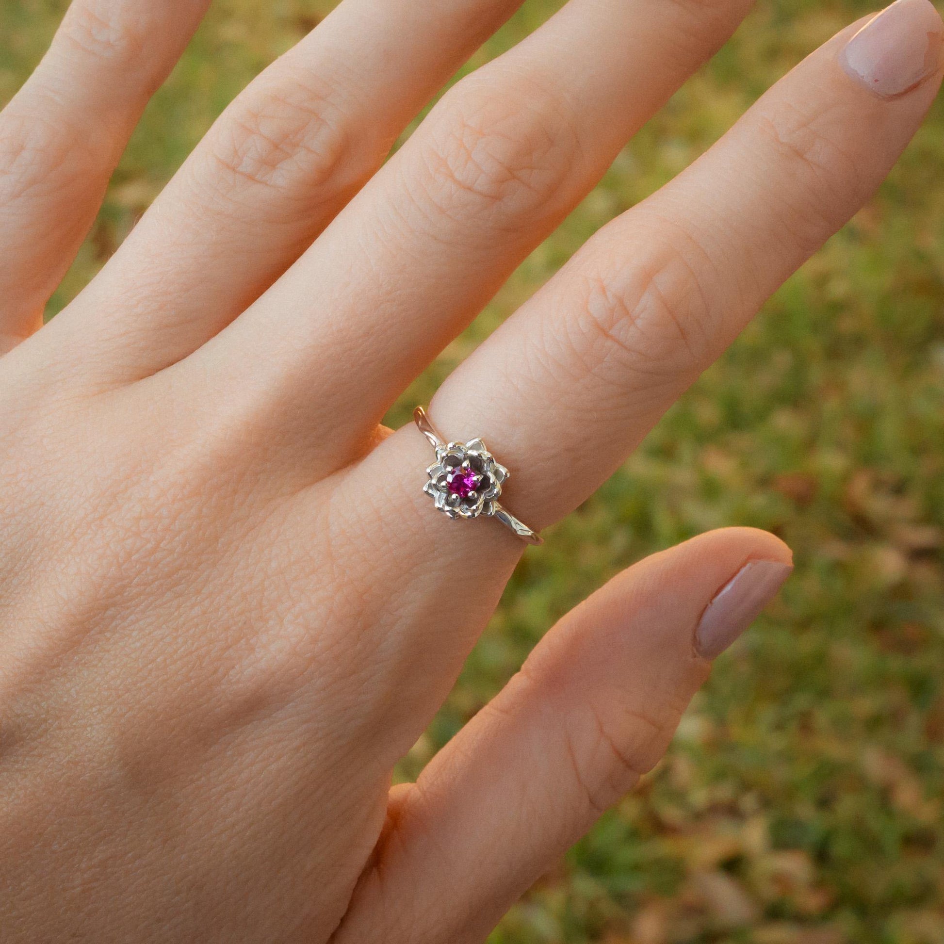 Water lily Flower Ring