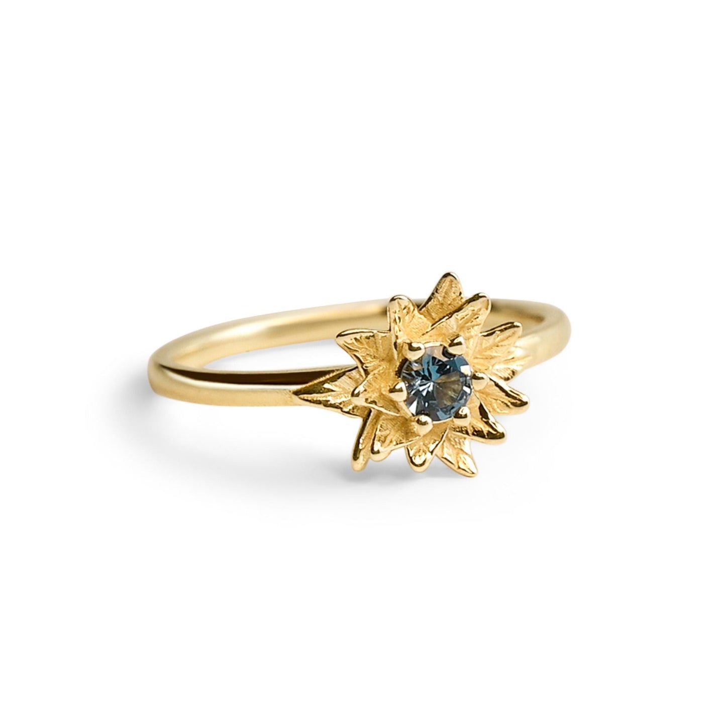 Poinsettia Ring