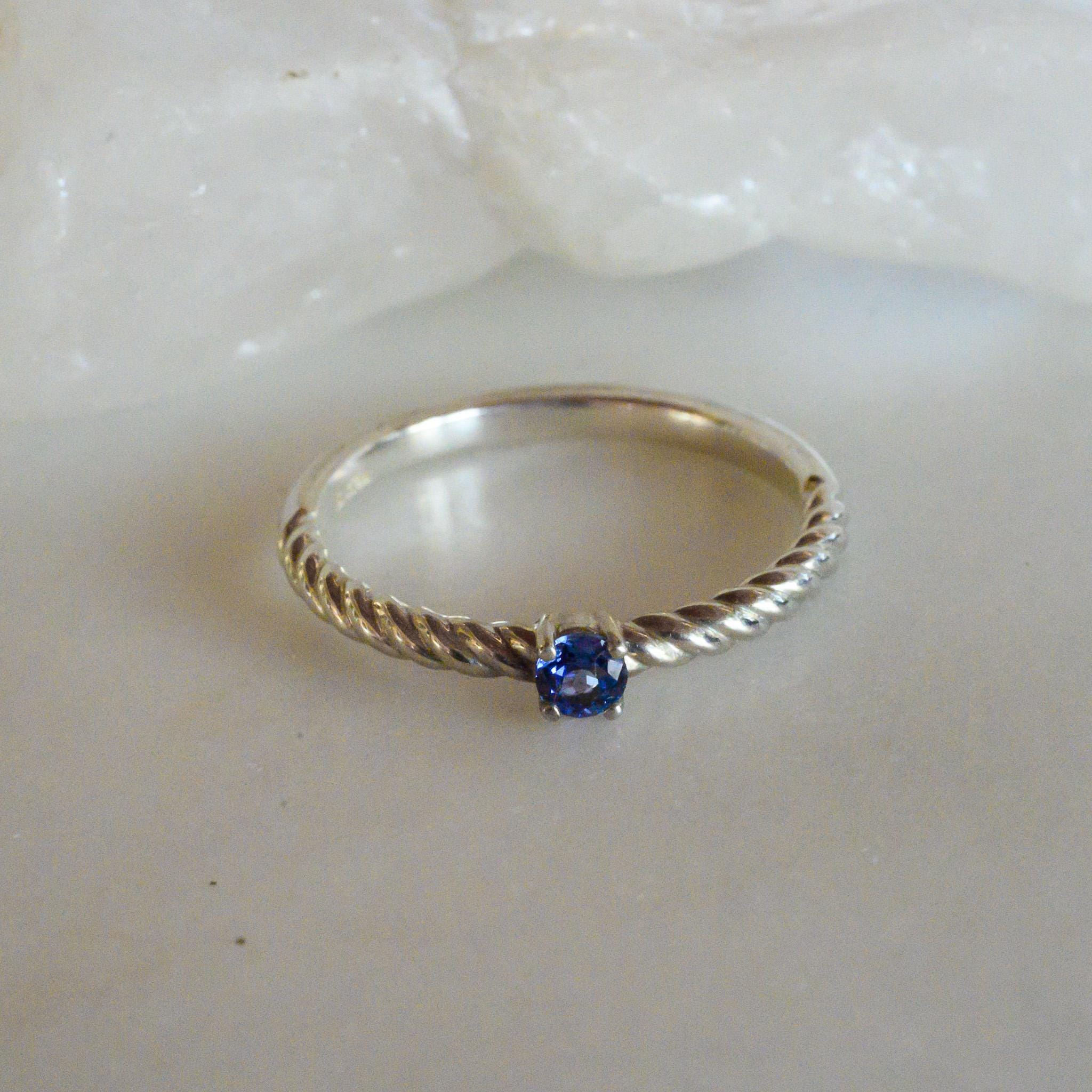 Stackable Rope Ring with Lab-Grown Sapphire