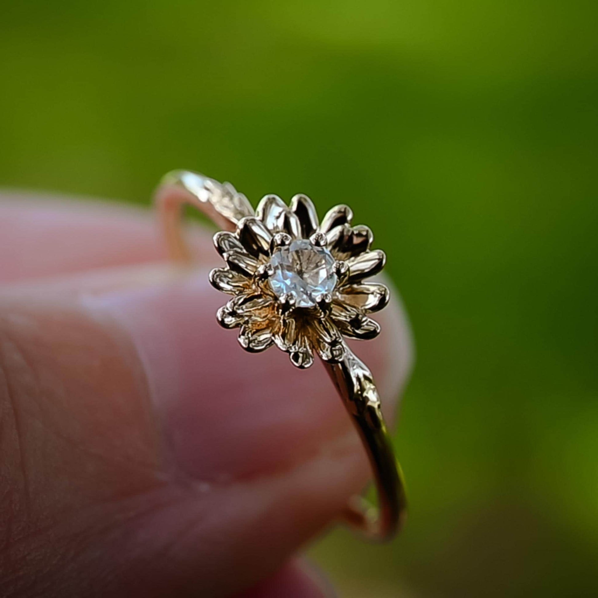 Solid Gold Daisy Flower Ring with White Sapphire