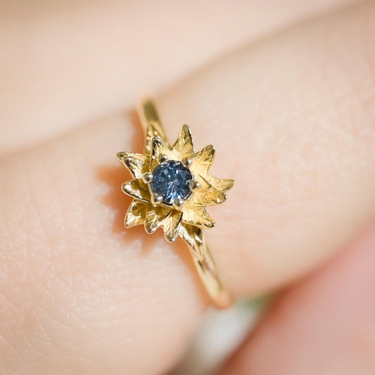 Poinsettia Ring