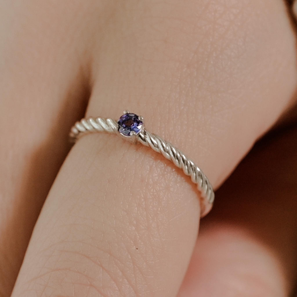 Stackable Rope Ring with Lab-Grown Sapphire