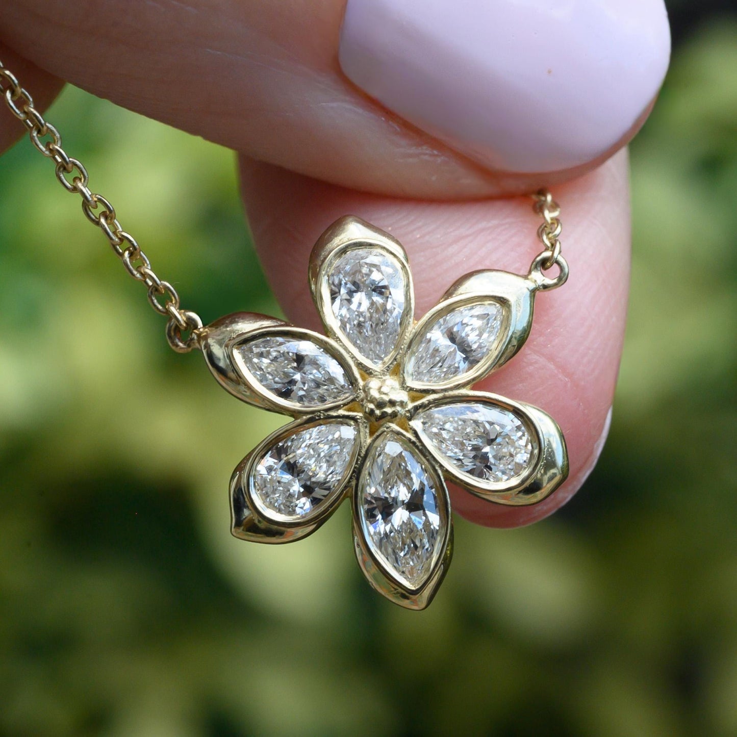 14K Yellow Gold Diamond Daisy Necklace