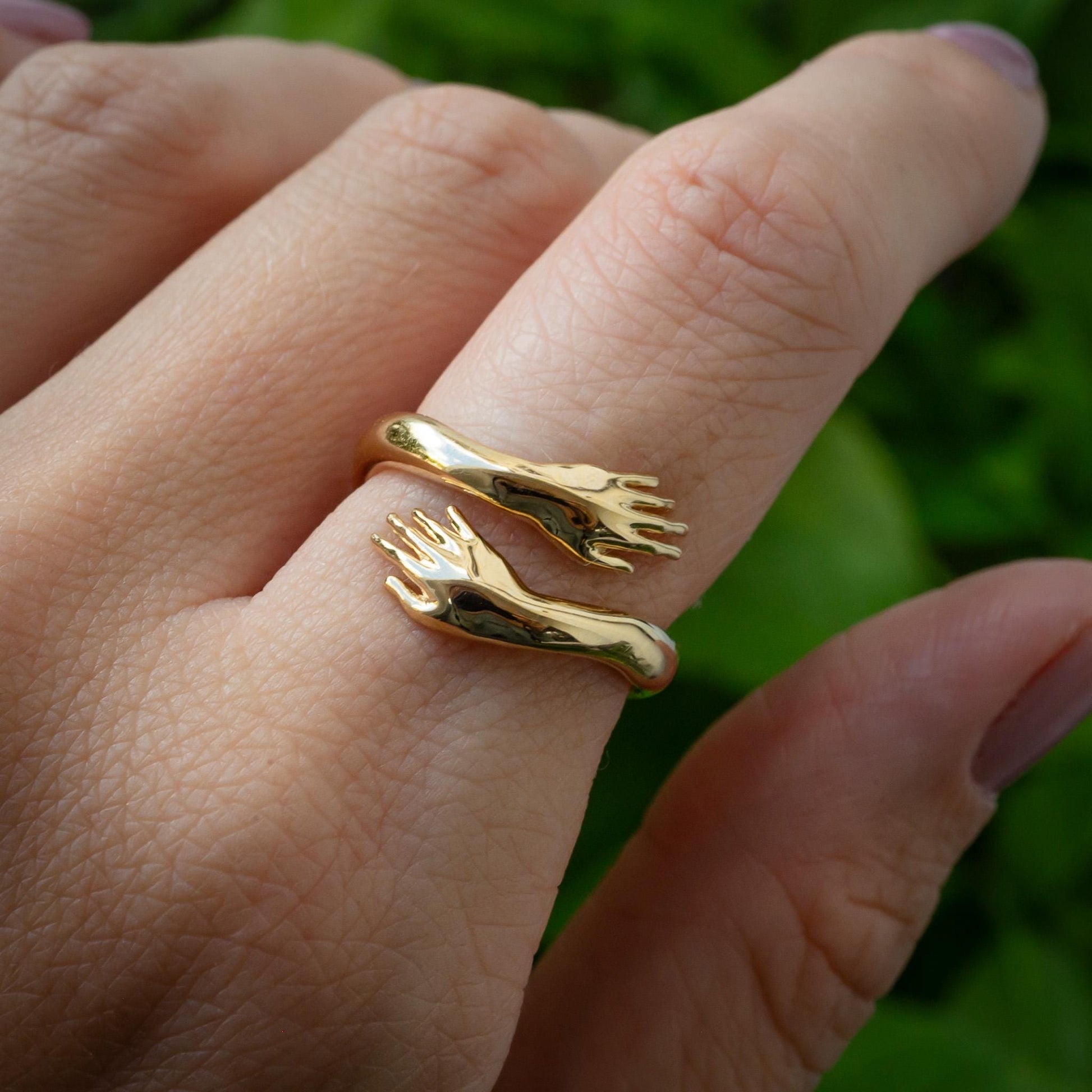 Solid 14K Yellow Gold Hug