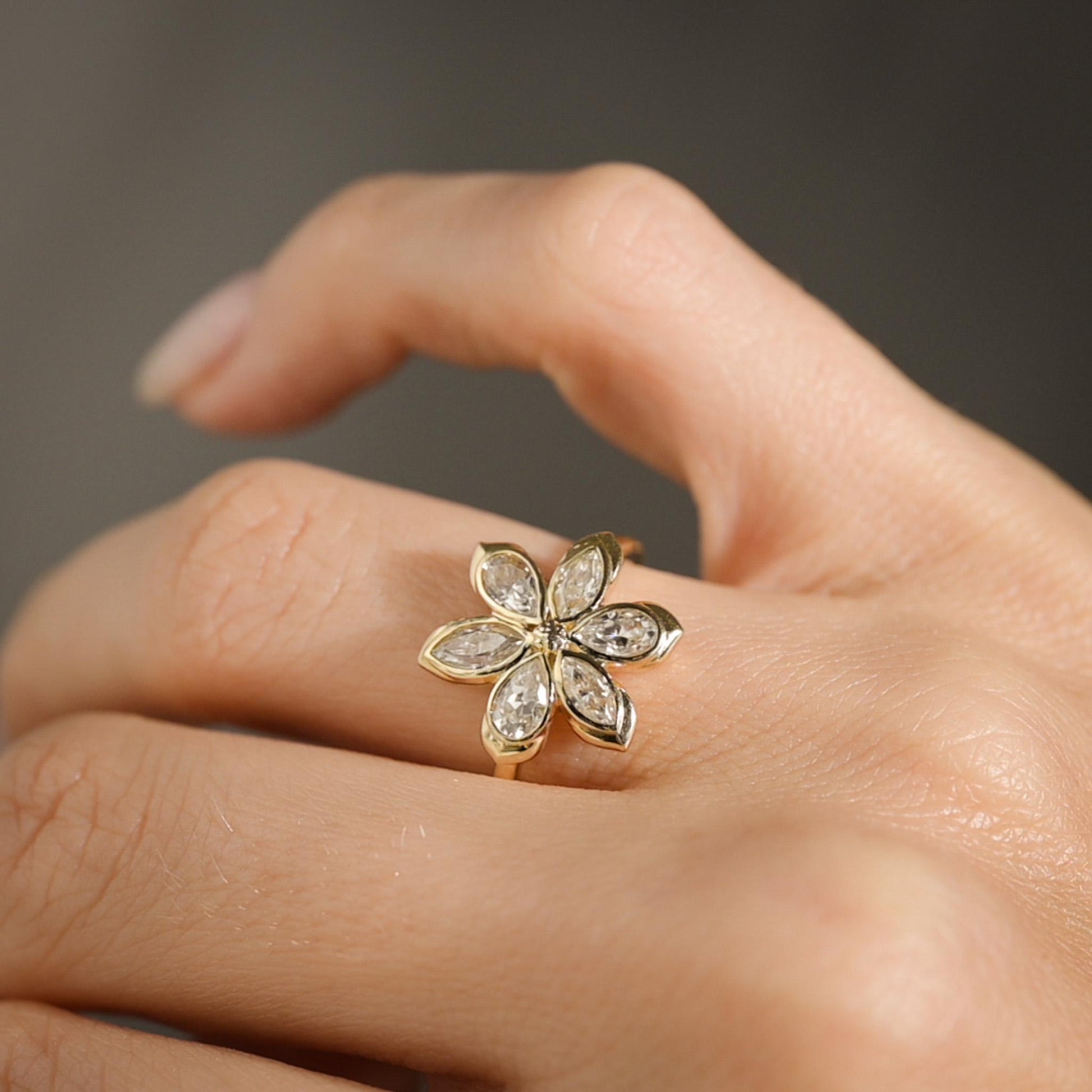 Moissanite Daisy Flower Engagement Ring, 6 marquises and pear-shaped petals with solid gold