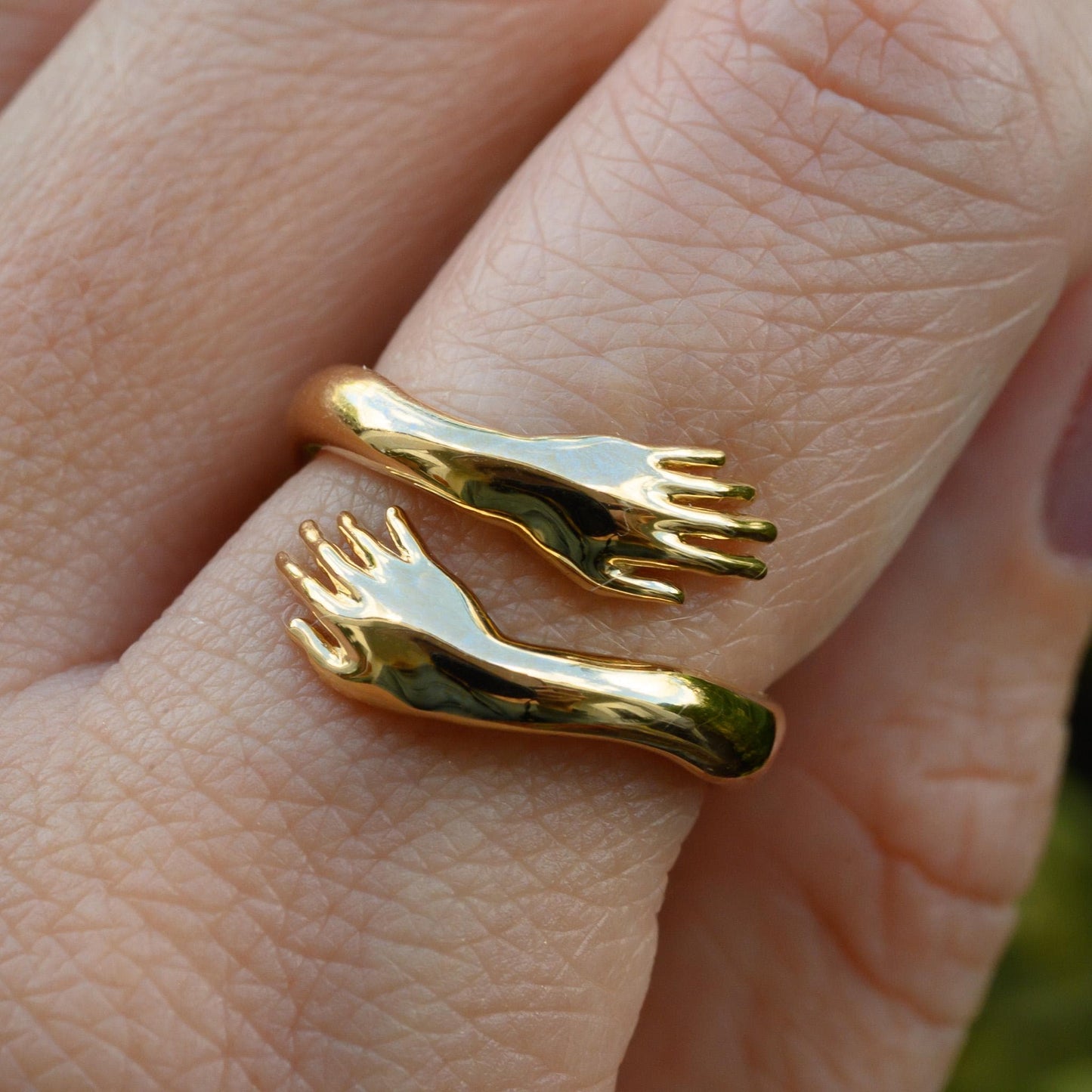 Solid 14K Yellow Gold Hug