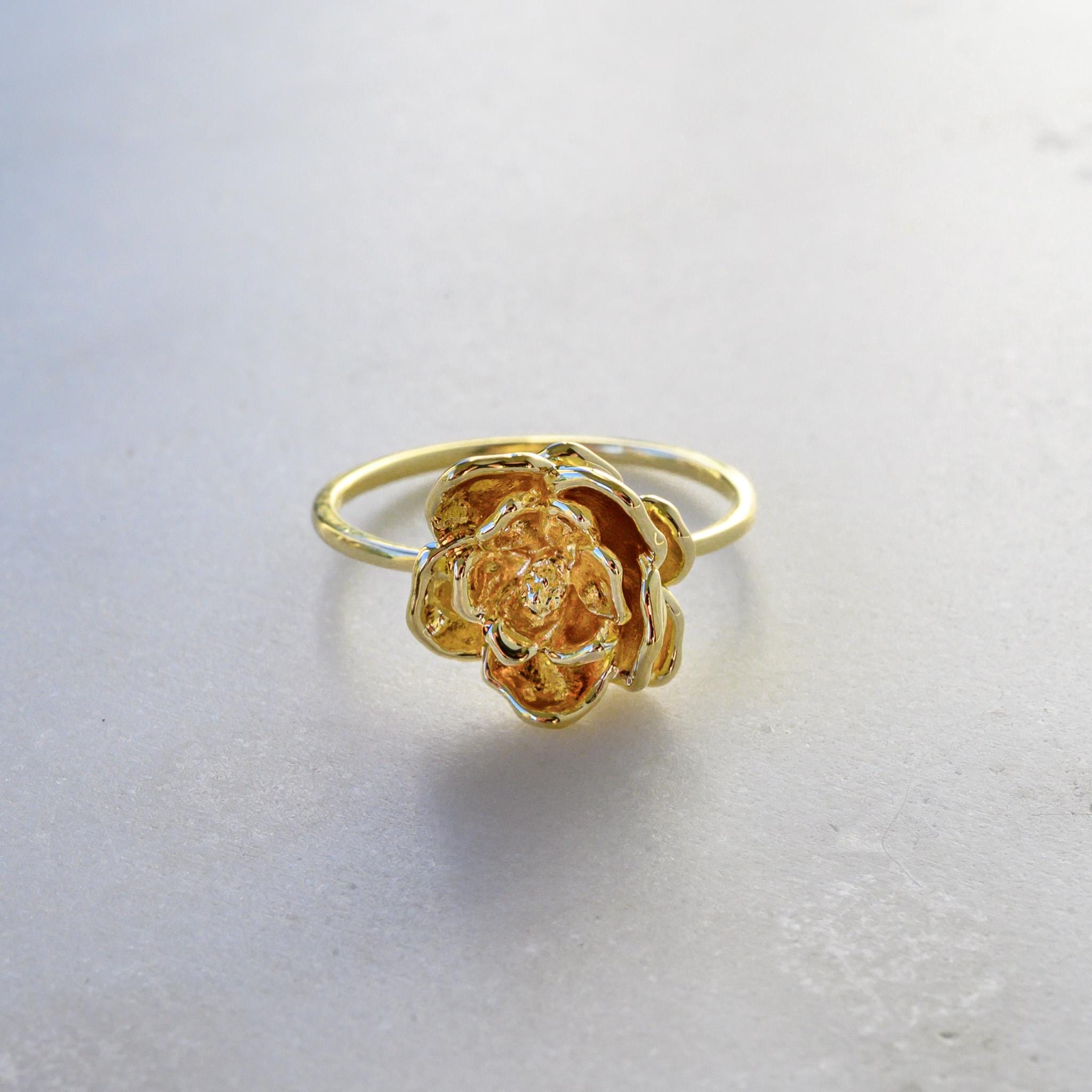 Magnolia Ring