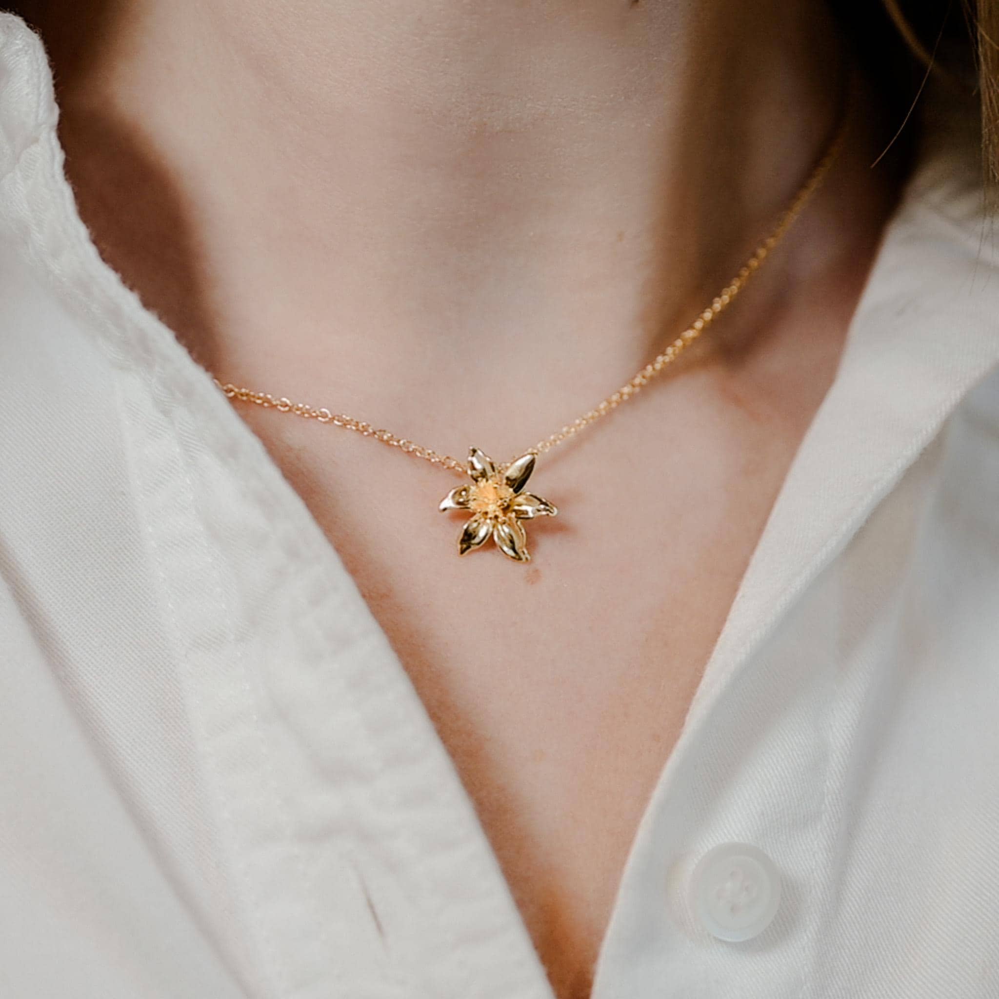 Lily Necklace