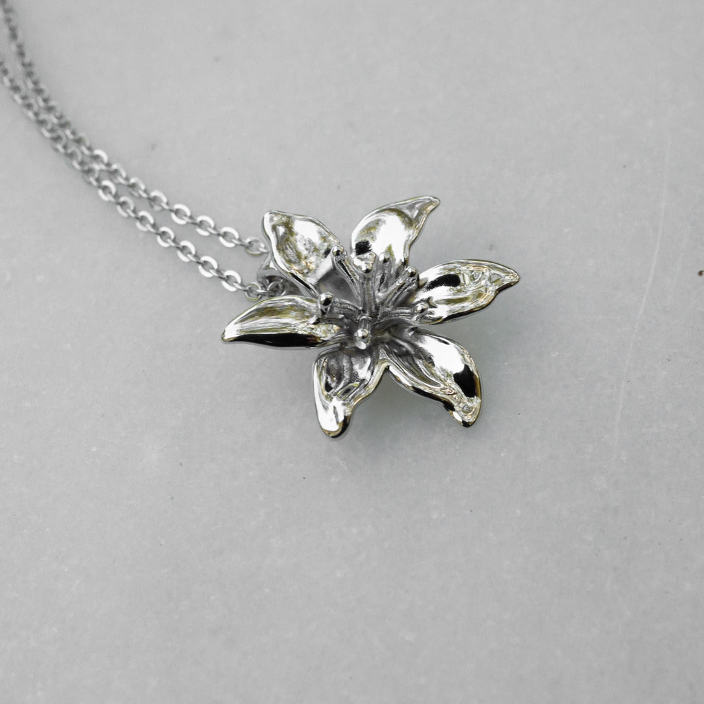 Lily Pendant Necklace