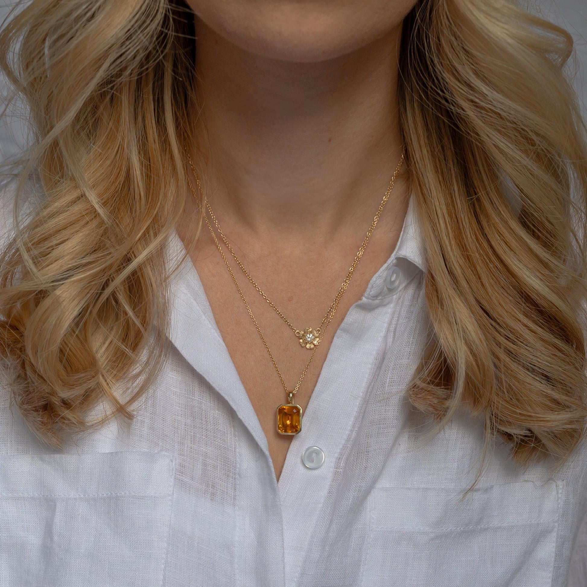 14K Solid Vintage Inspired Flower Lab Diamond