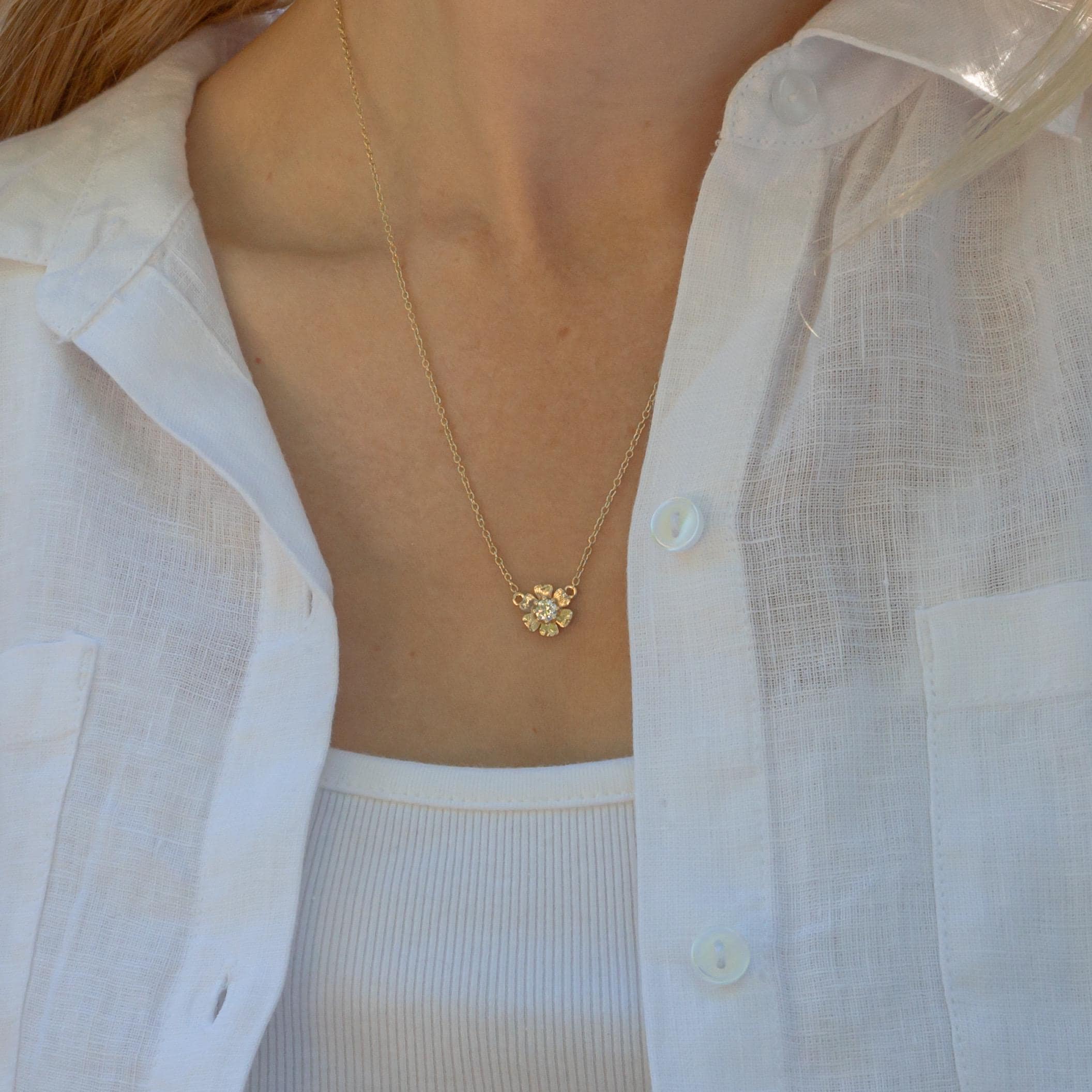 14K Solid Vintage Inspired Flower Lab Diamond