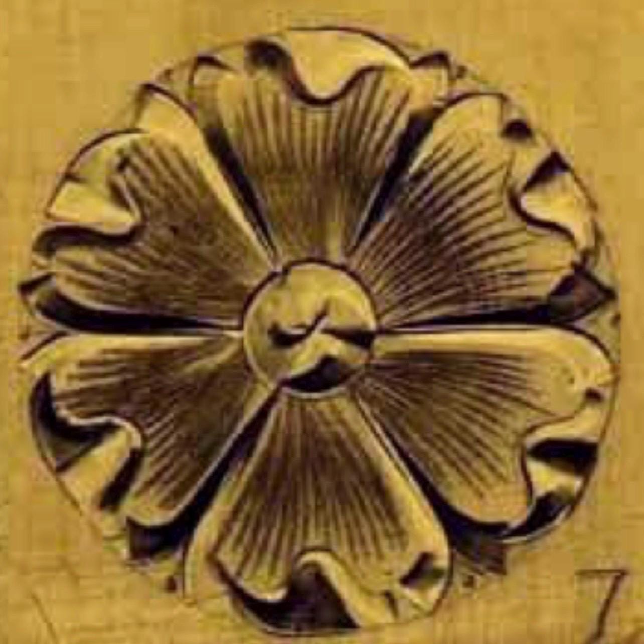 14K Solid Vintage Inspired Flower Lab Diamond