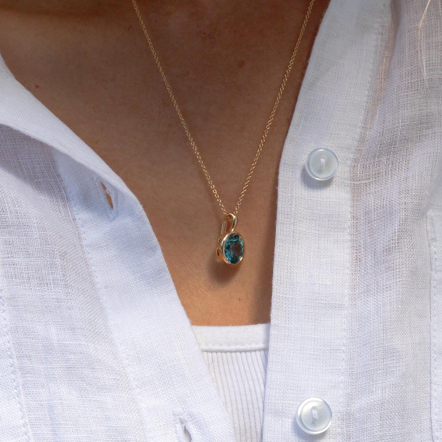 10k Yellow Gold lab Aqua blue sapphire brilliant cut Charm Necklace: Elegant Bezel-Set Pendant