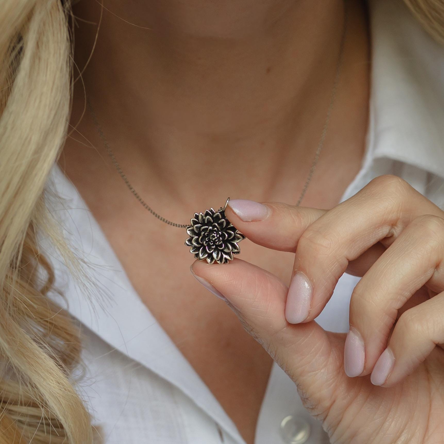 Dahlia Flower Necklace