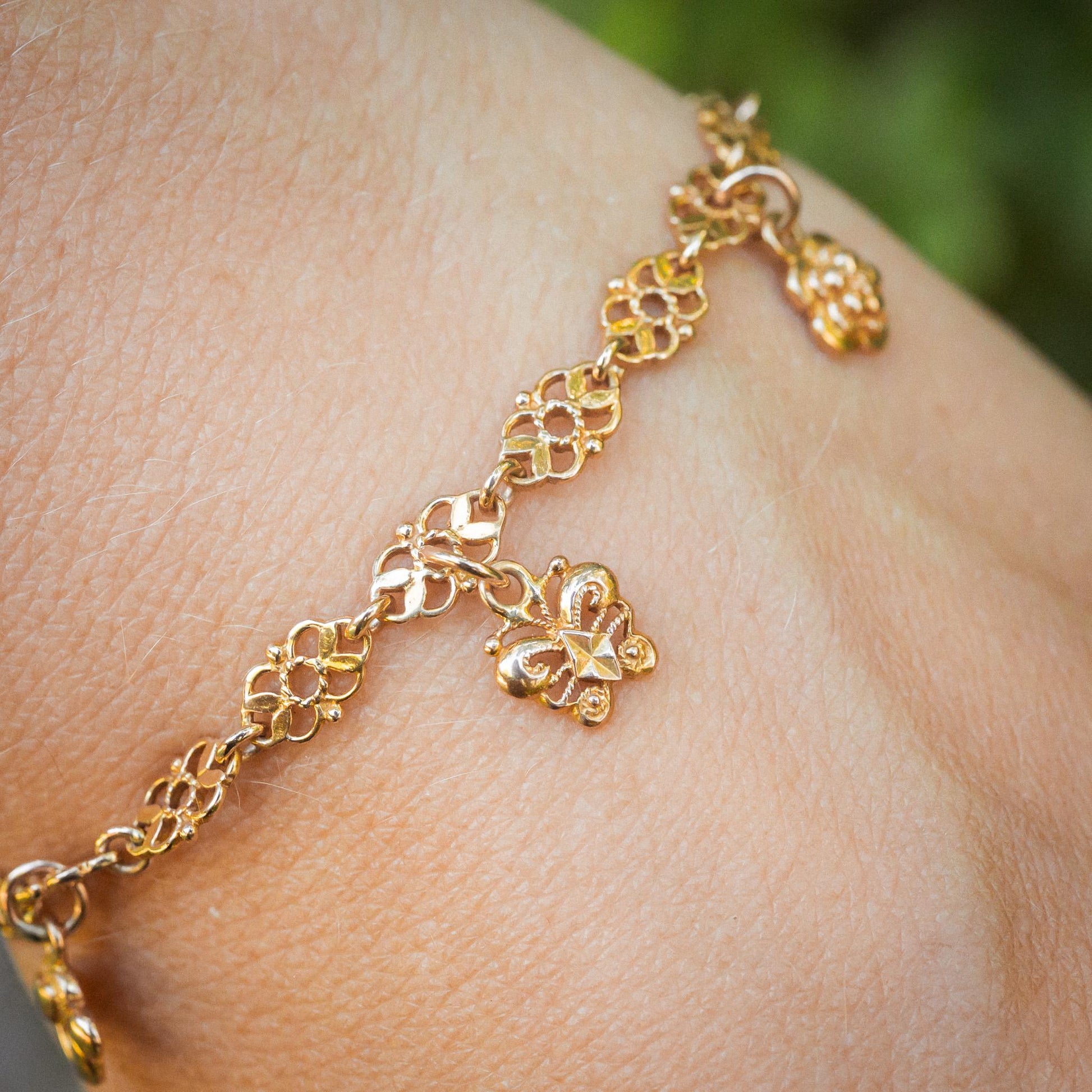Estate Sale 14K Charm Bracelet Solid Gold