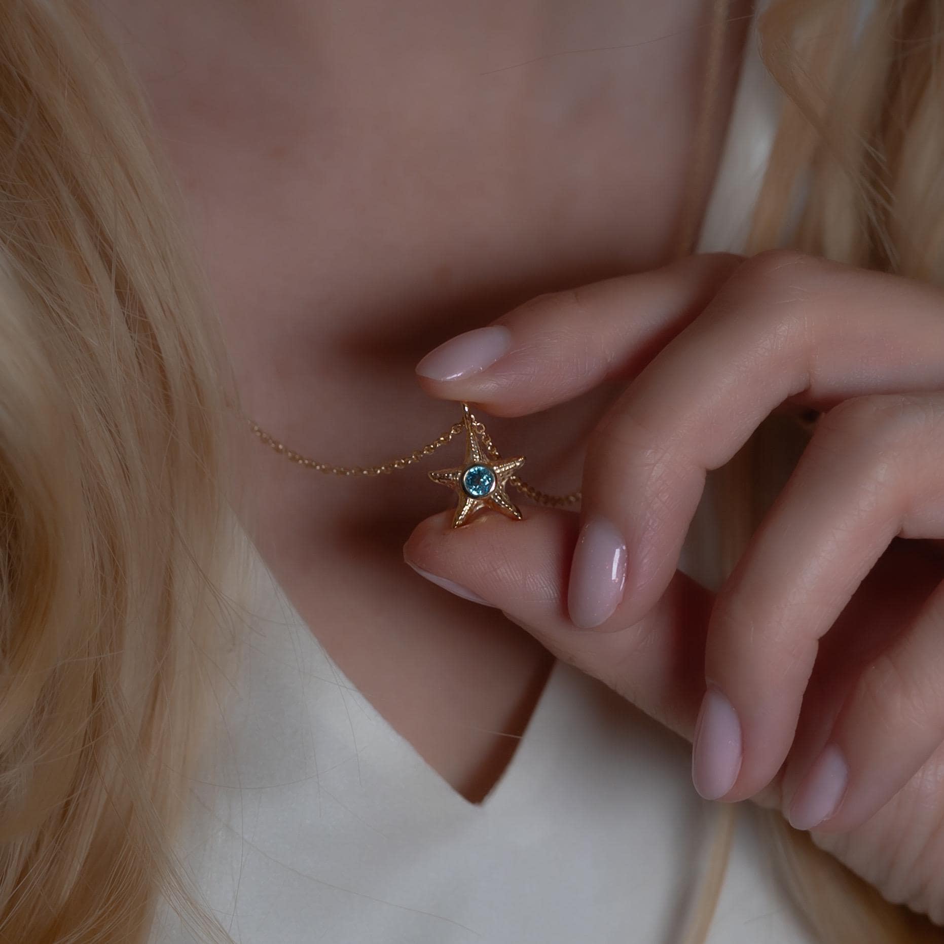 Starfish Necklace with Blue Ziron in solid gold or silver
