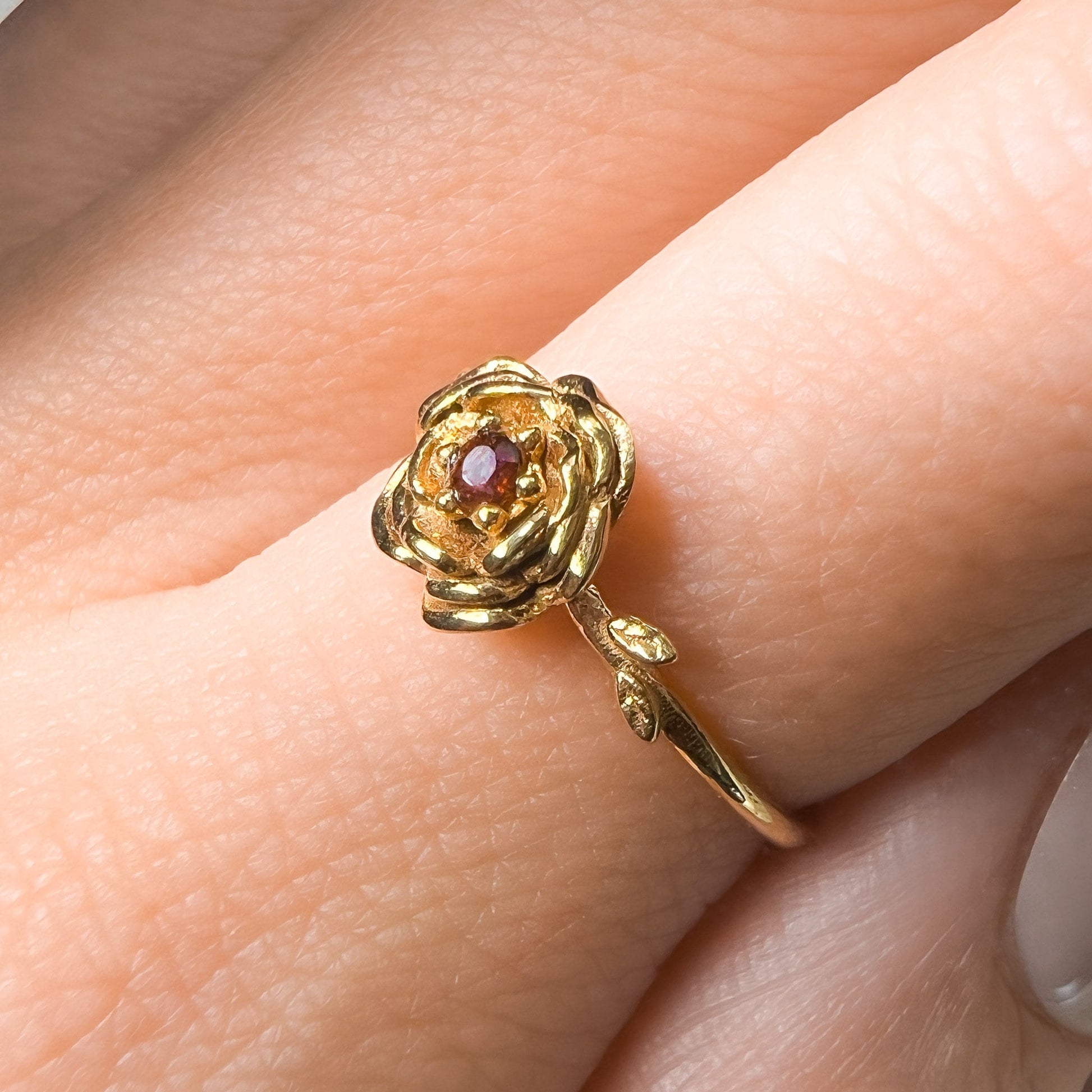 Carnation Ring