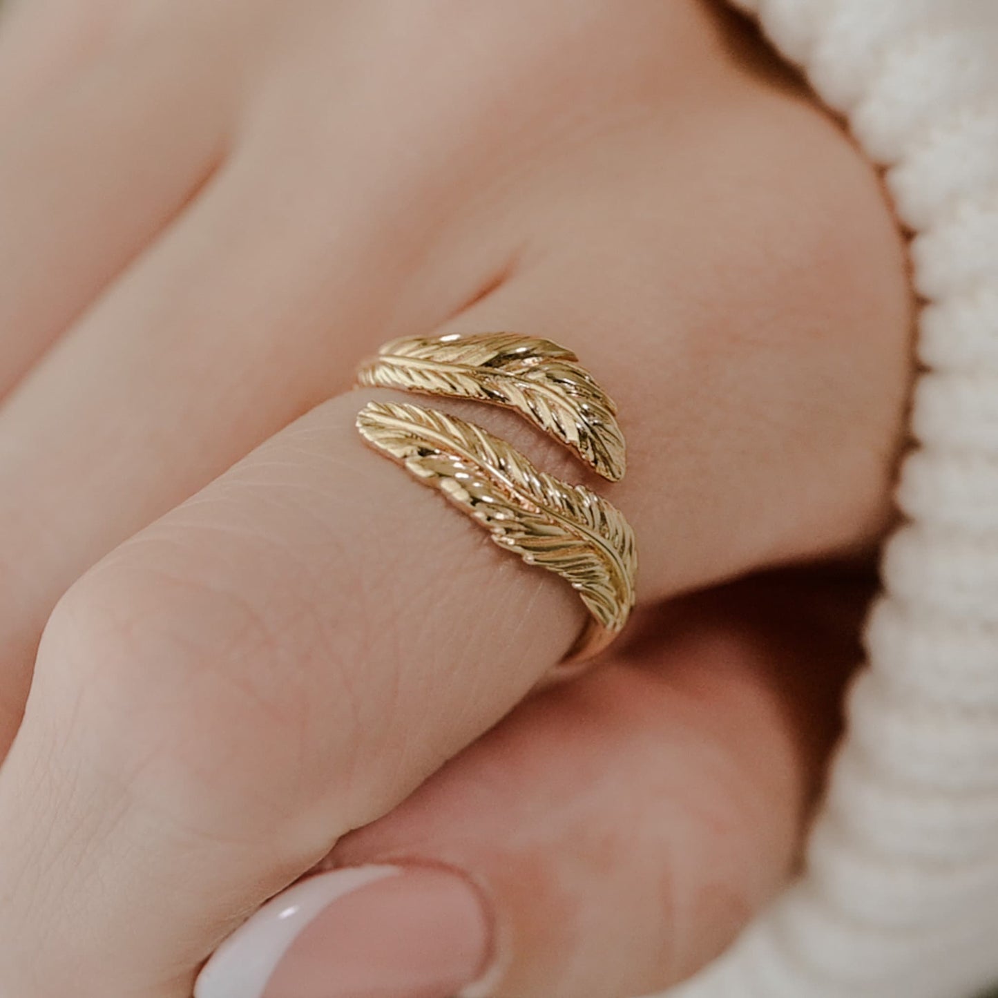 Feather Adjustable Ring in Solid Gold