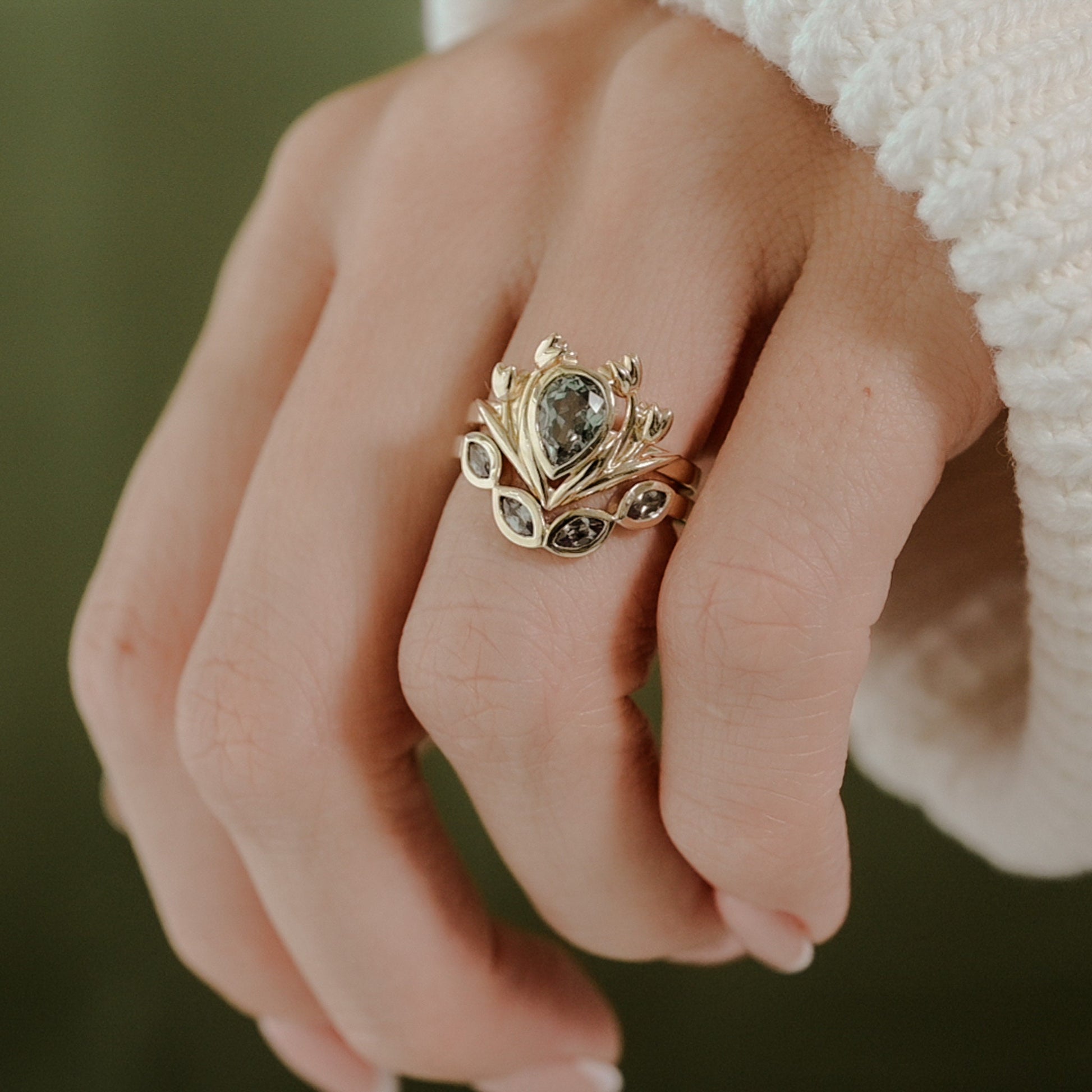 Tulip Engagement Ring and Wedding Band Set